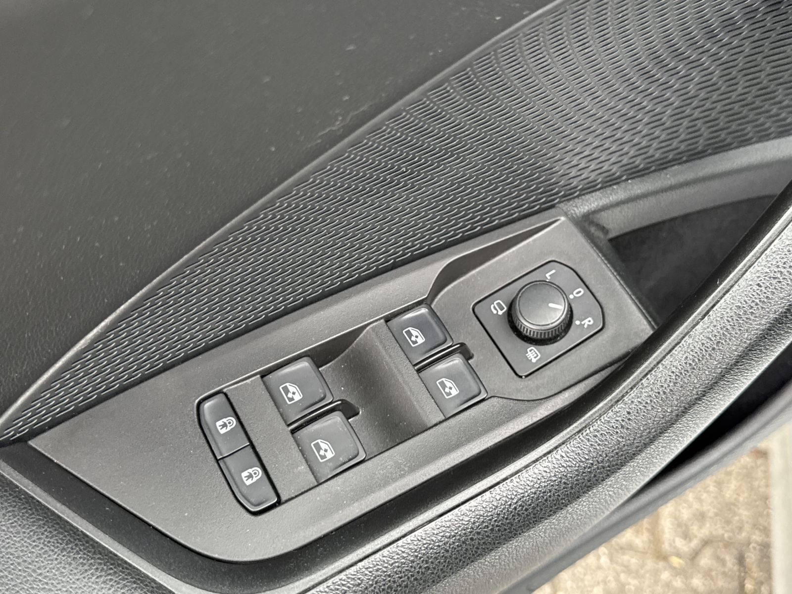 Skoda Octavia Combi Ambition Navi ACC LED EPH KESSY