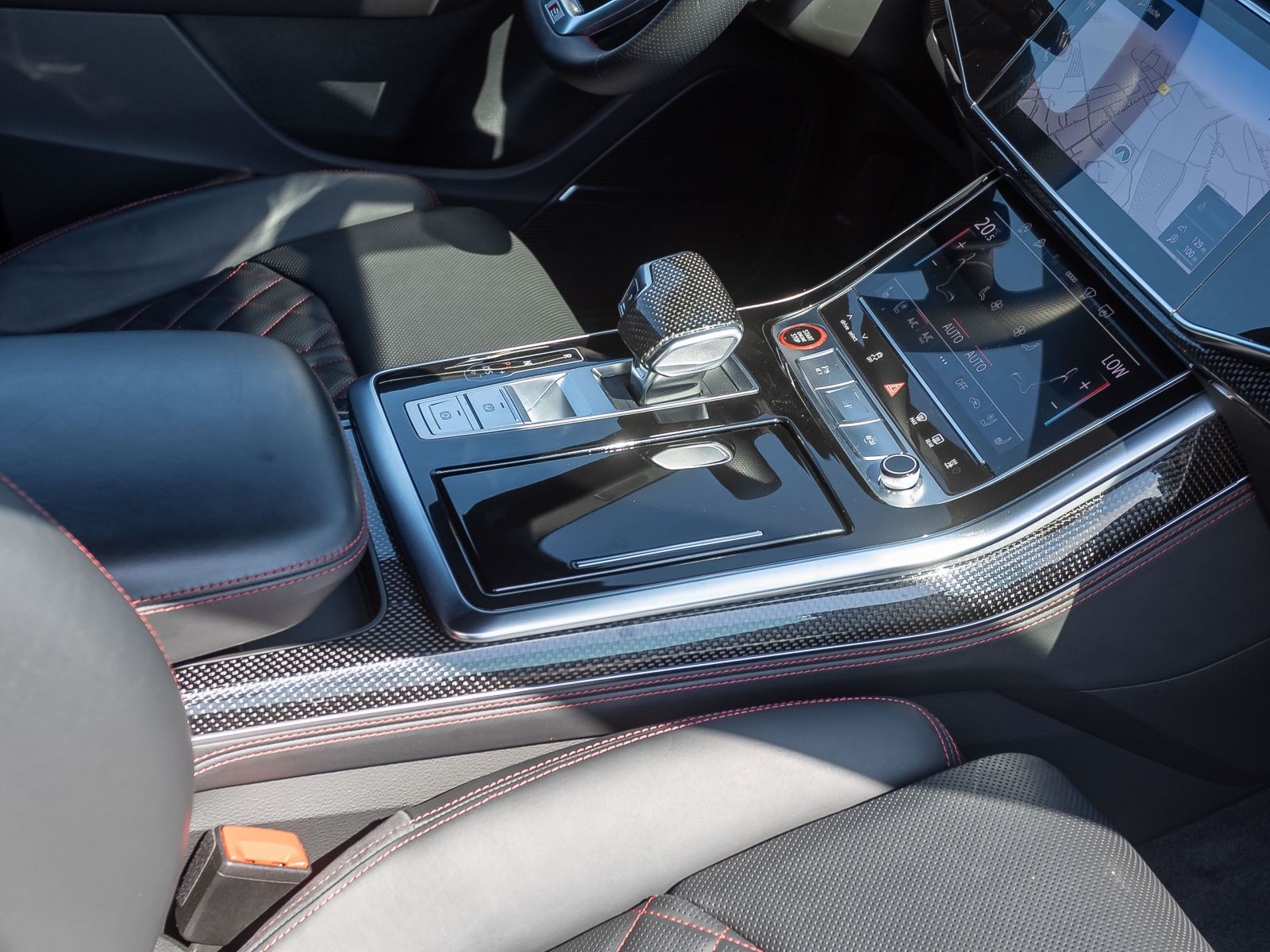 Audi SQ8 competition plus Matrix Standhzg Luftfederung