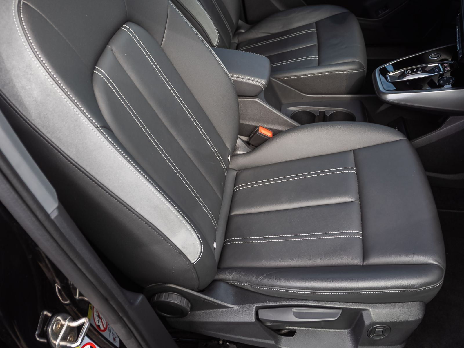 Audi Q4 Sportback e-tron 40 Navi LED ACC Standklima
