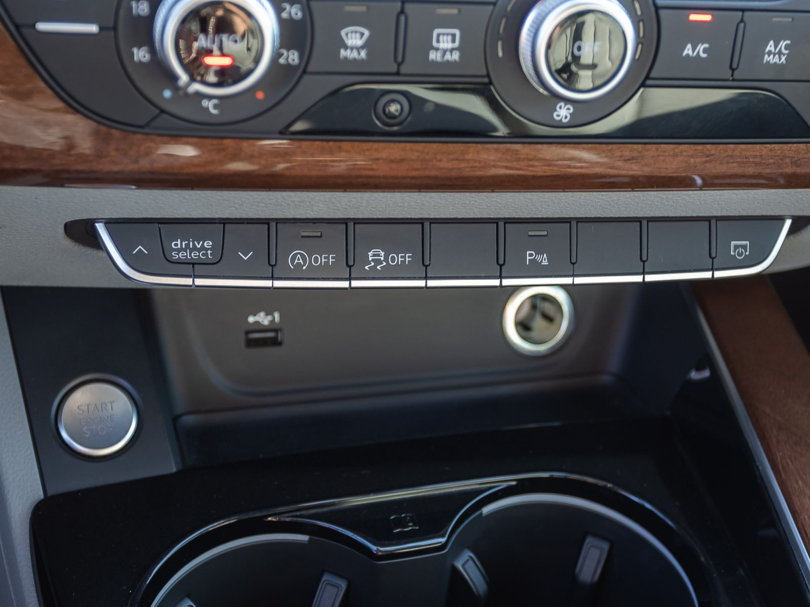 Audi A4 Avant Advanced 50TDI qu Navi Matrix Standhzg