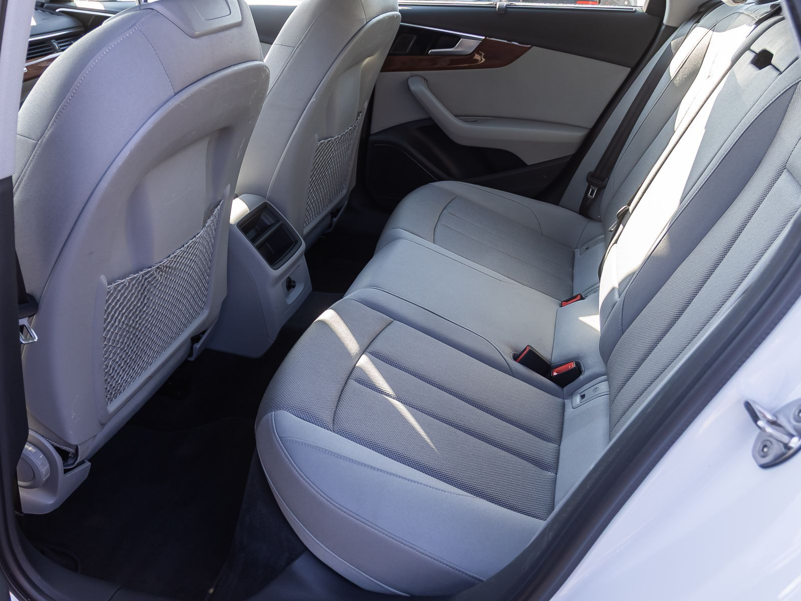 Audi A4 Avant Advanced 50TDI qu Navi Matrix Standhzg
