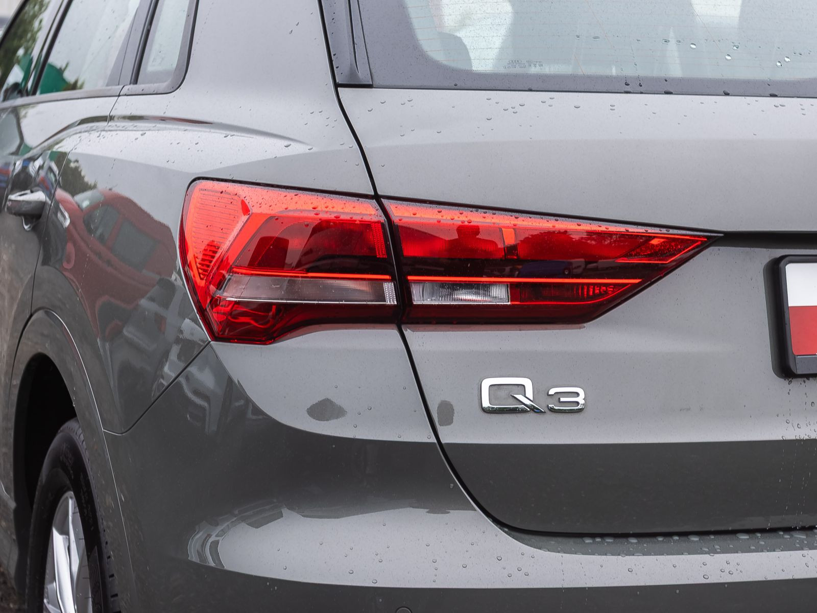 Audi Q3 S line 35TFSI Stronic Navi LED GRA EPH AHK