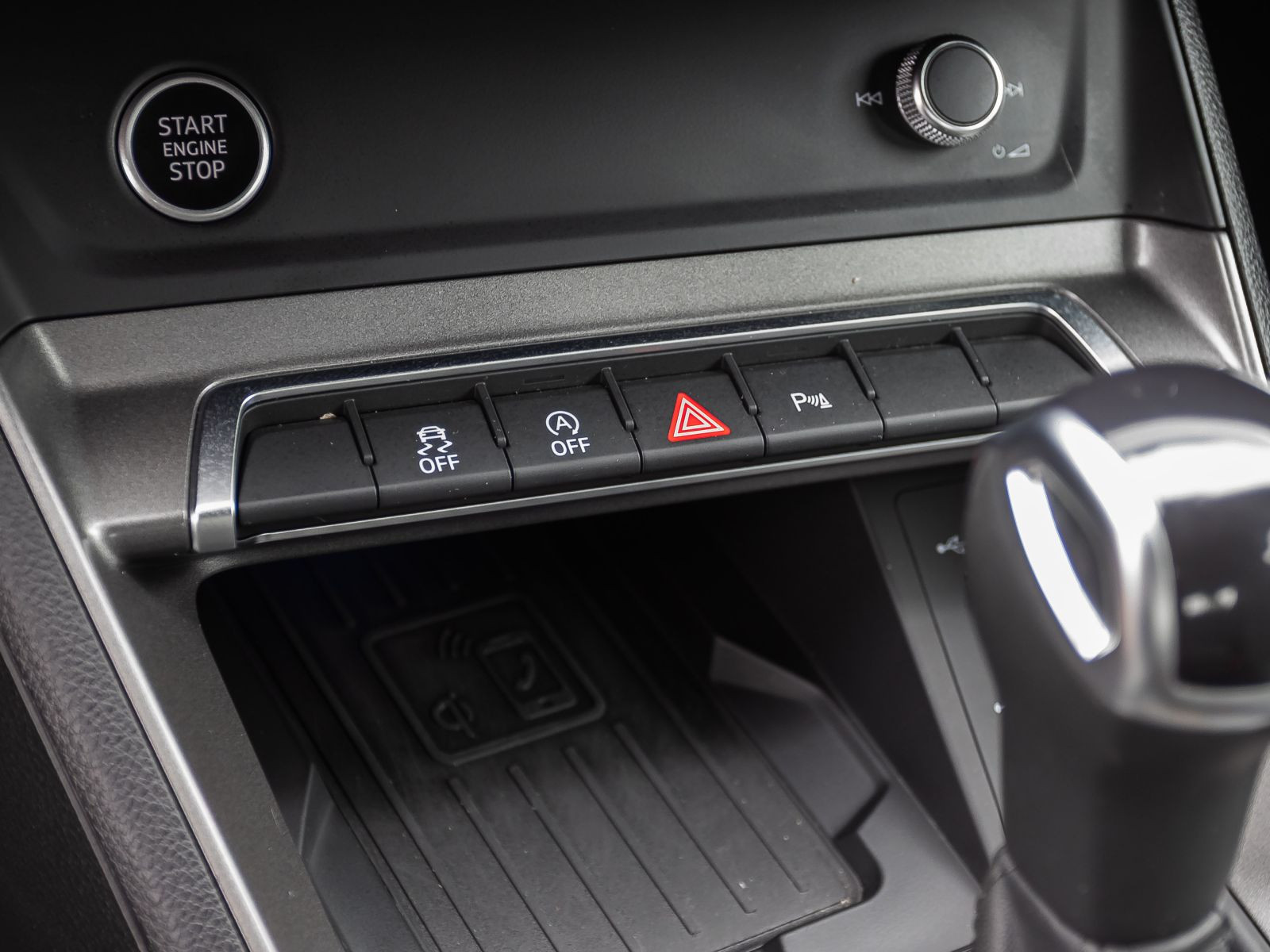 Audi Q3 S line 35TFSI Stronic Navi LED GRA EPH AHK