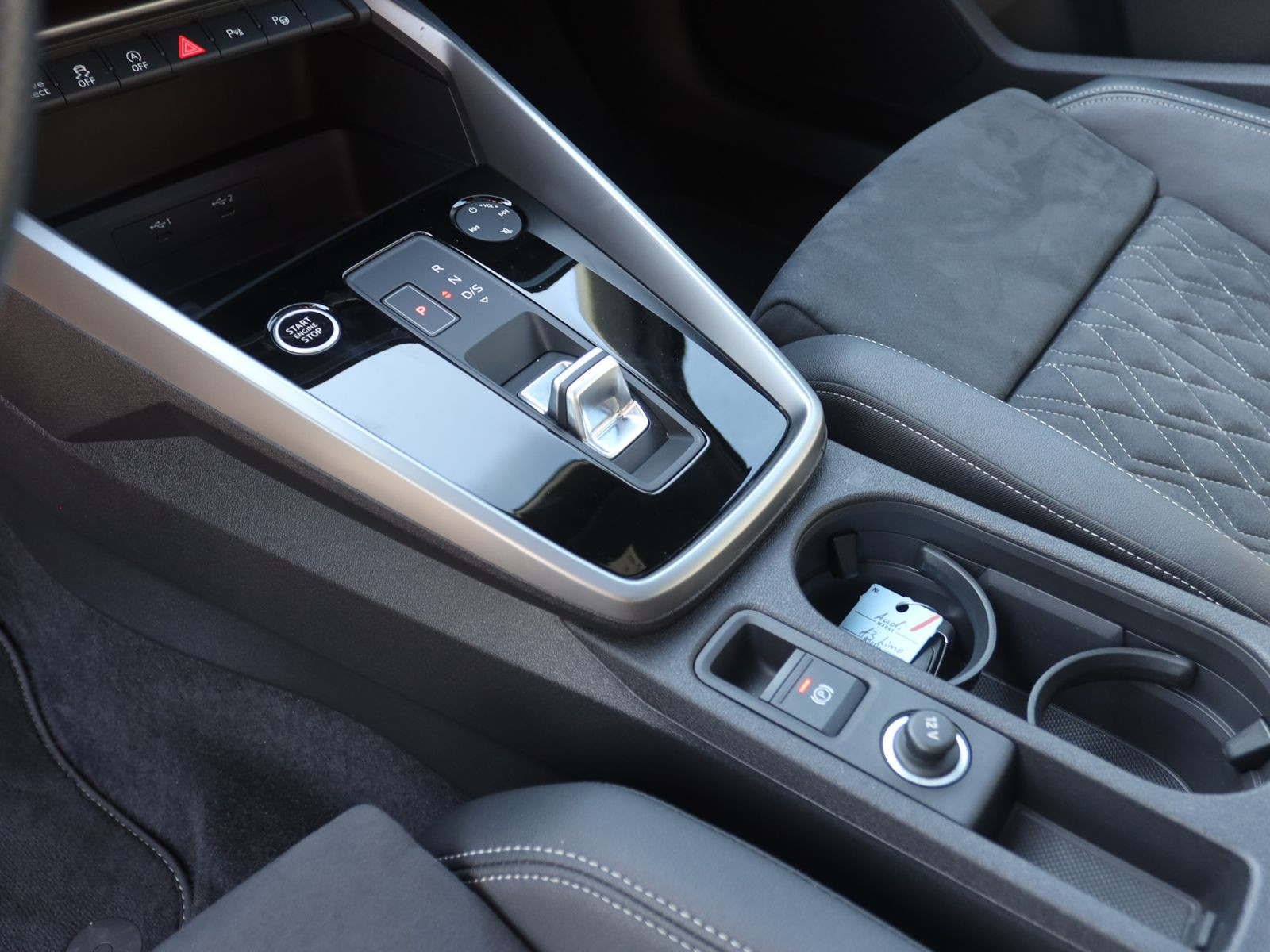 Audi A3 Limousine S line 35TFSI Stronic Navi LED Panorama