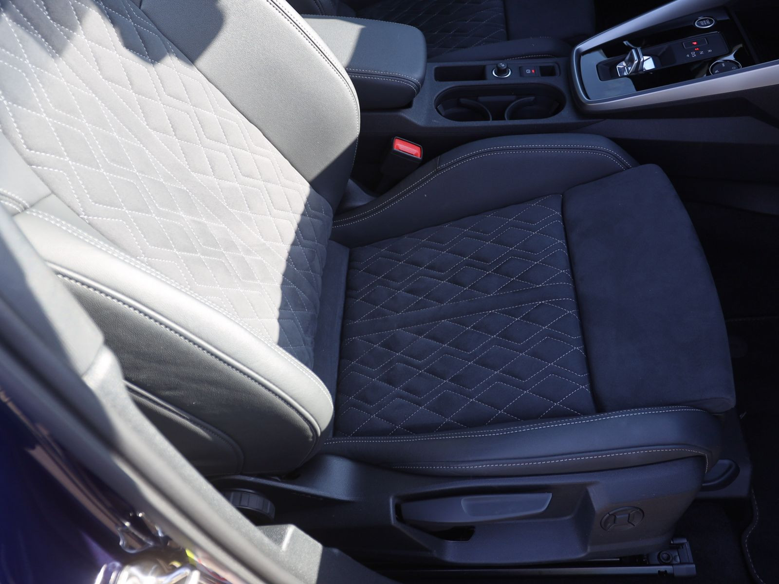 Audi A3 Limousine S line 35TFSI Stronic Navi LED Panorama