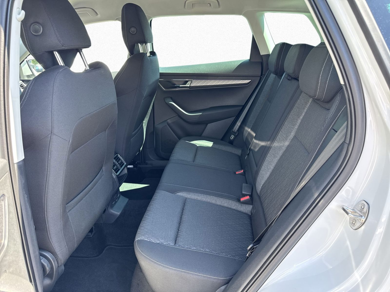 Skoda Karoq Style 2.0 TDI DSG Navi ACC LED RFK AHK