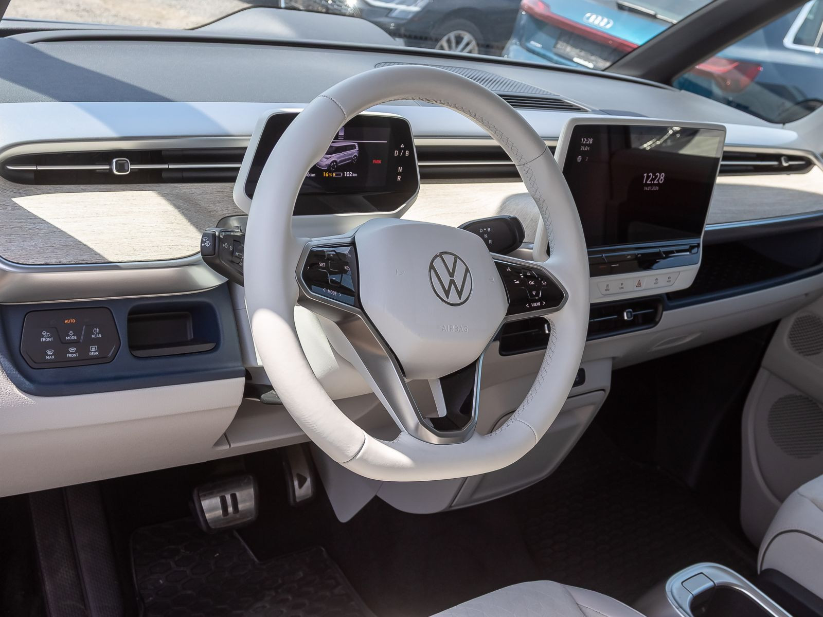 Volkswagen ID.Buzz Pro Navi Matrix Standklima ACC EPH AHK