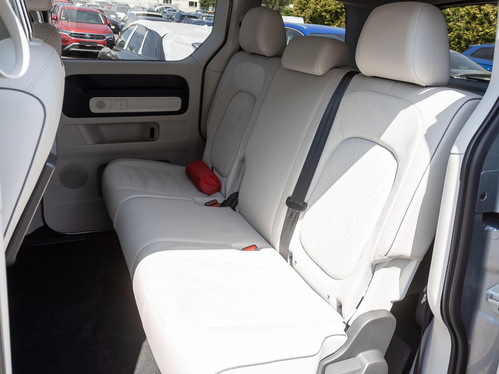 Volkswagen ID.Buzz Pro Navi Matrix Standklima ACC EPH AHK