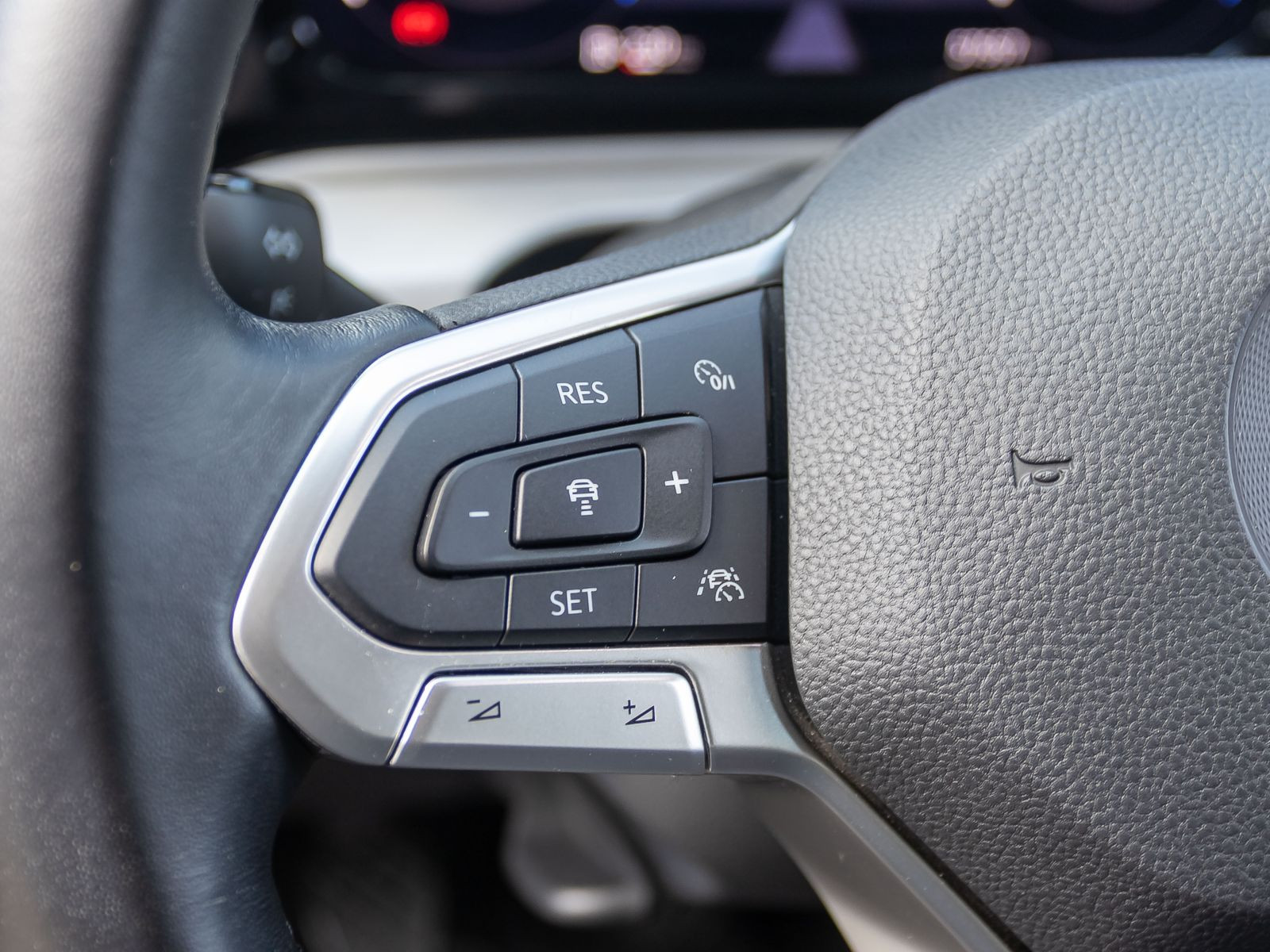 Volkswagen Golf VIII 1.5 TSI Life, Navi, LED, App-Connect, Digital Cockpit Pro