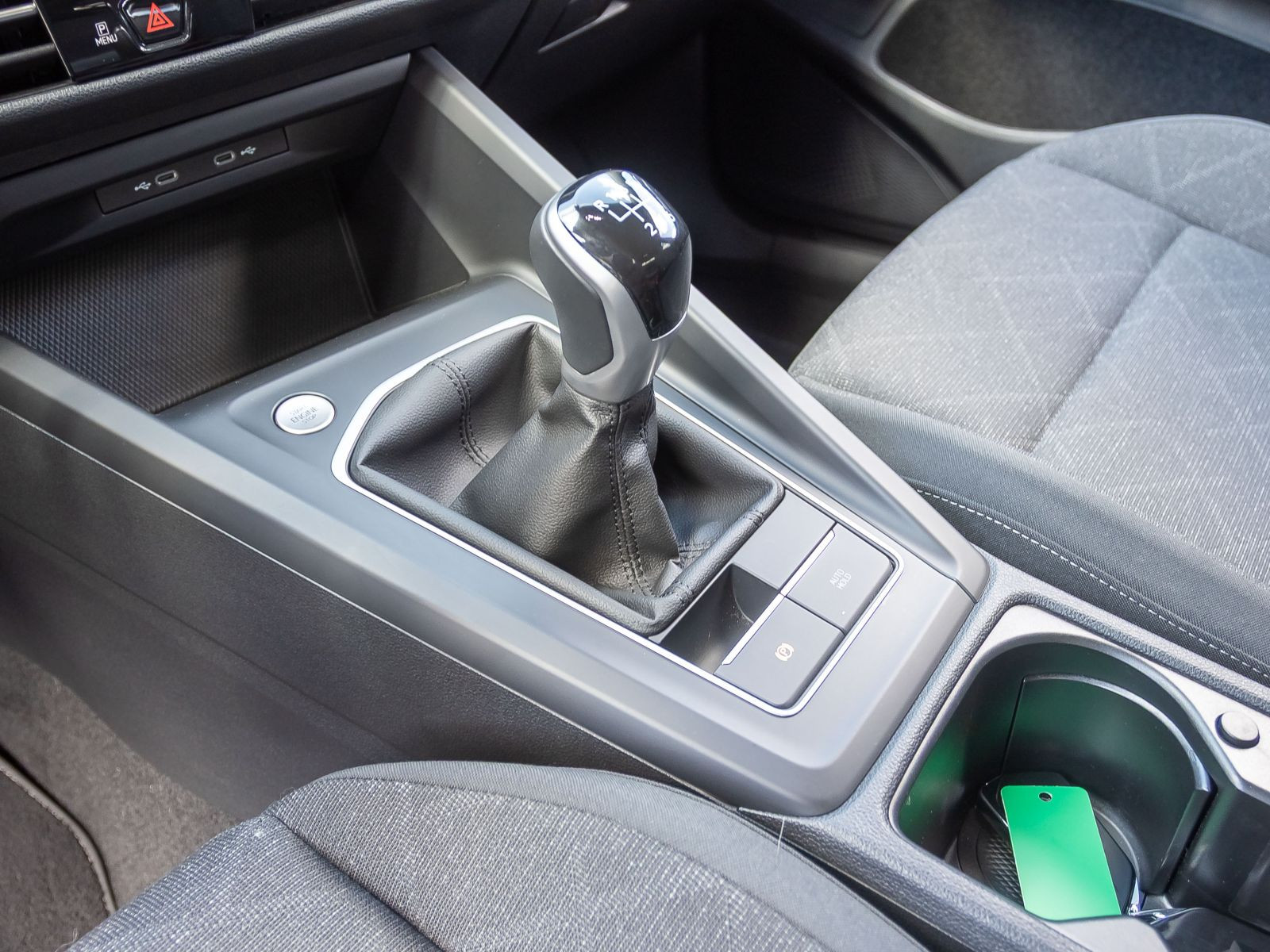 Volkswagen Golf VIII 1.5 TSI Life, Navi, LED, App-Connect, Digital Cockpit Pro