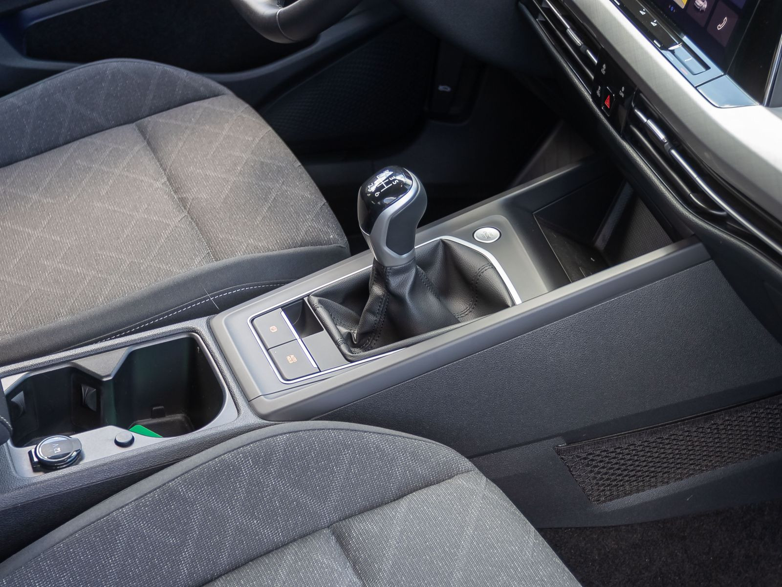 Volkswagen Golf VIII 1.5 TSI Life, Navi, LED, App-Connect, Digital Cockpit Pro