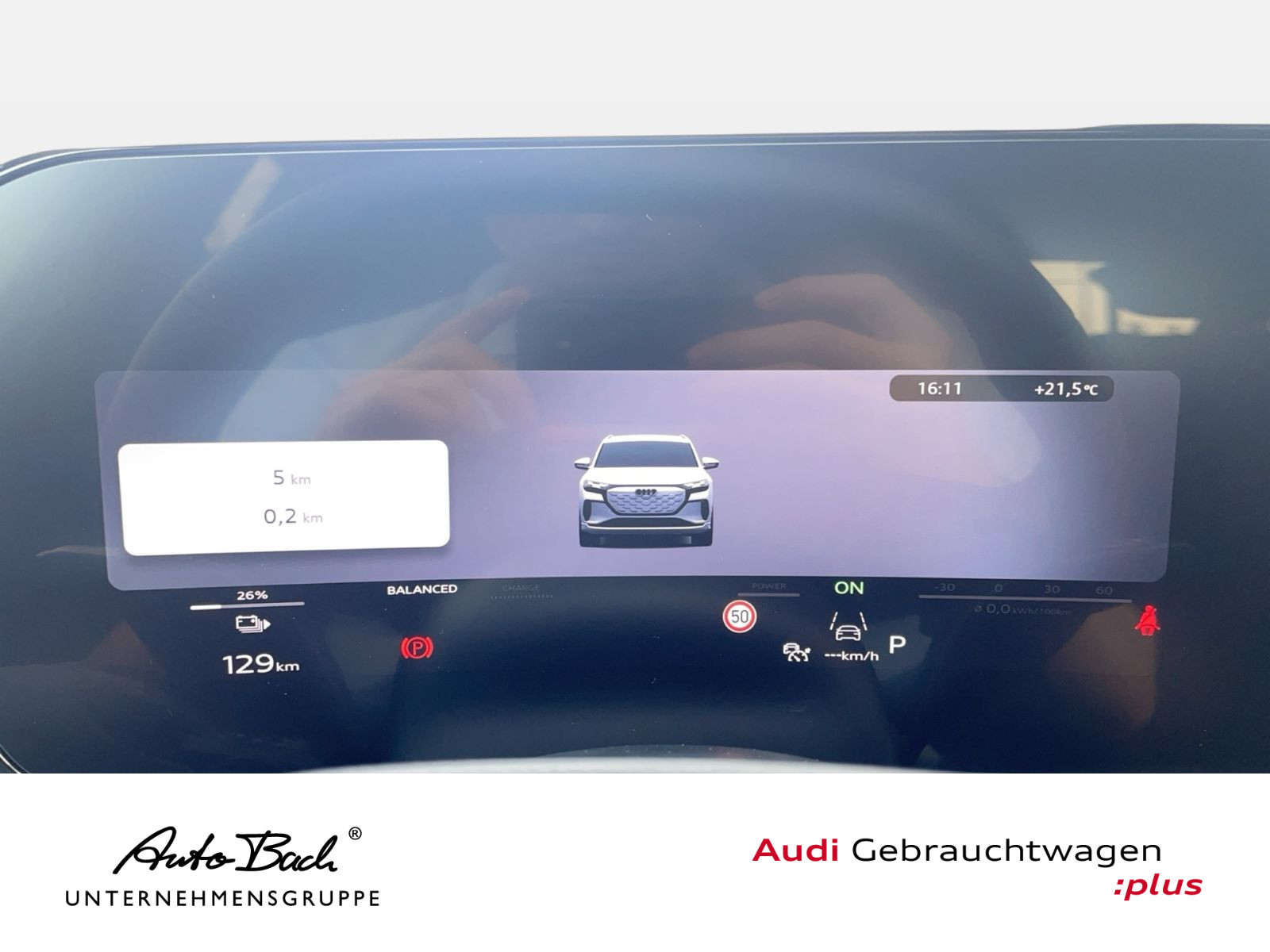 Audi Q4 e-tron performance Navi LED HuD ACC EPH AHK