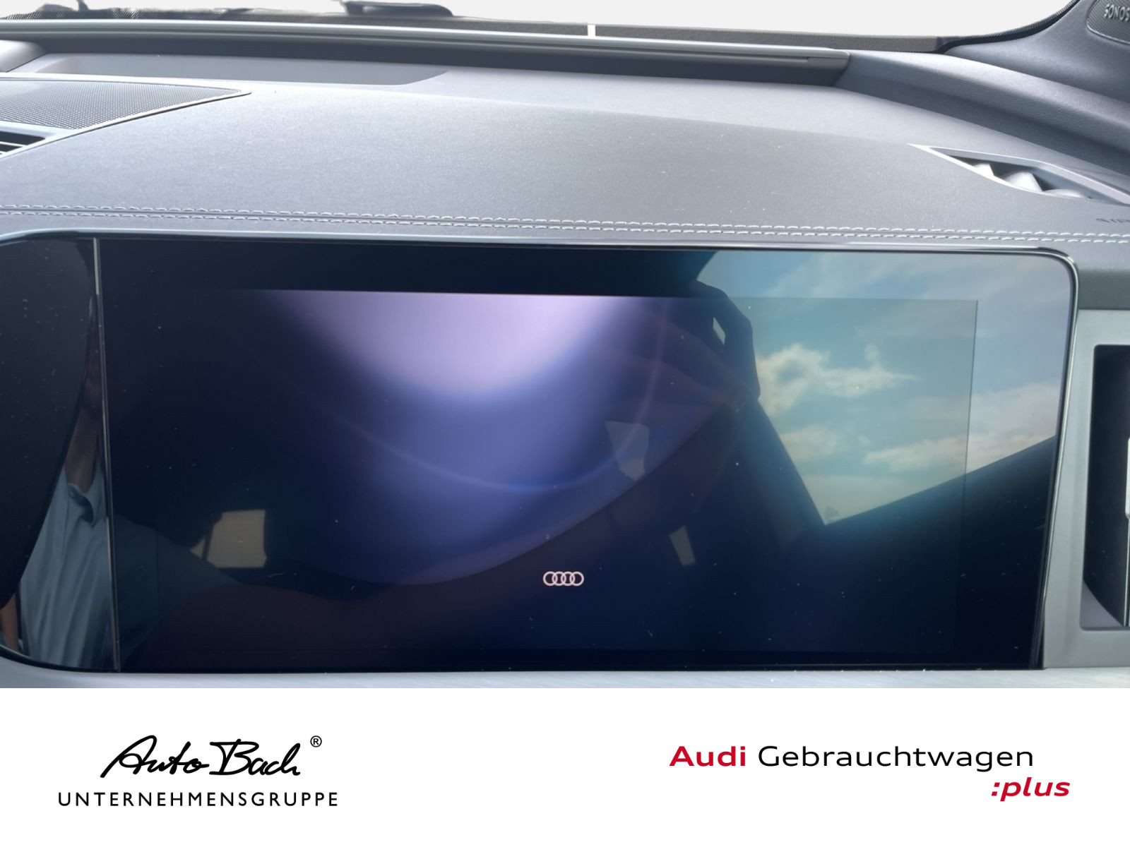 Audi Q4 e-tron performance Navi LED HuD ACC EPH AHK