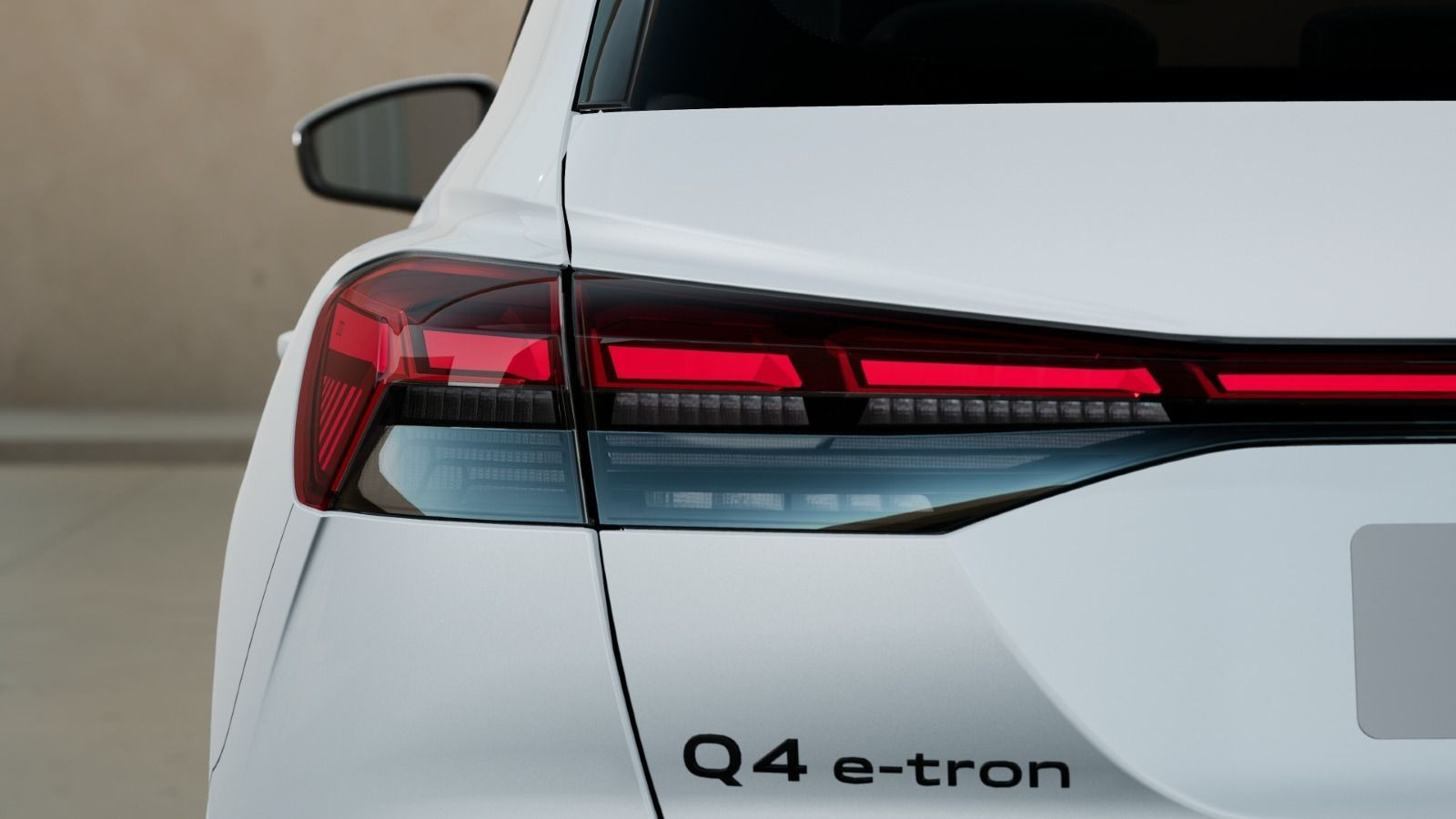 Audi Q4 SUV e-tron performance 210kW