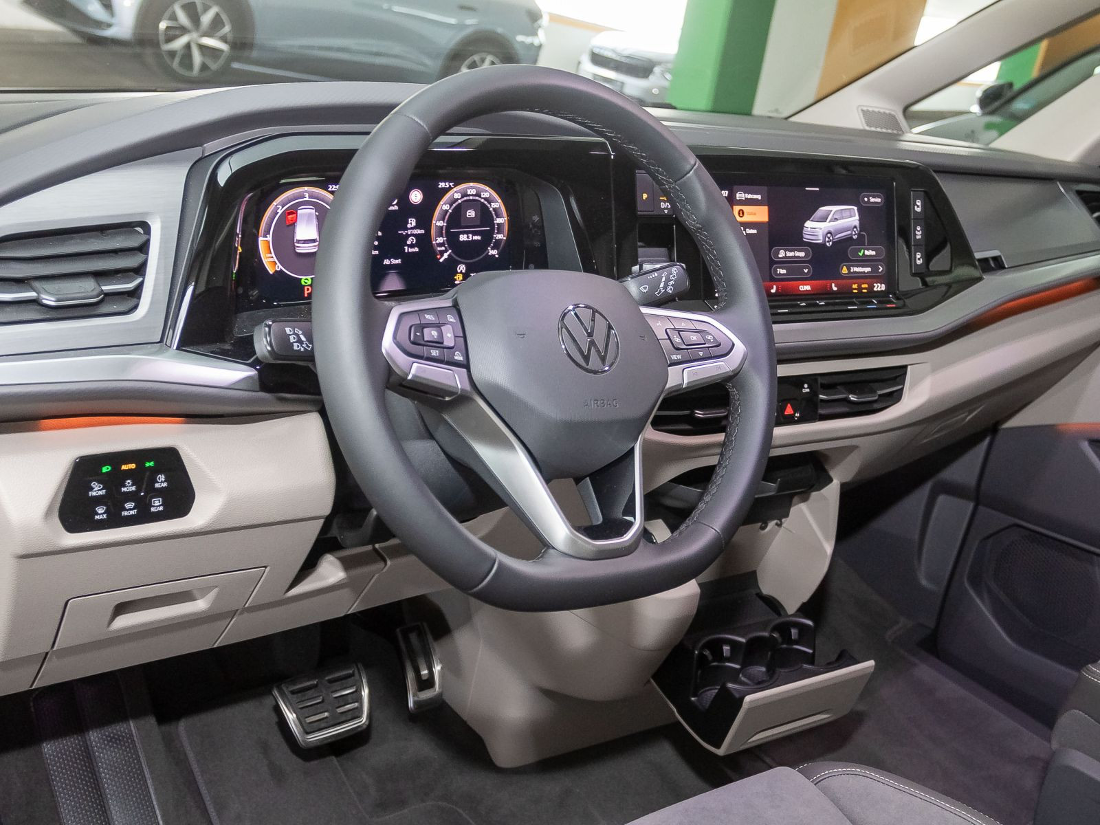 Volkswagen Multivan Style 2,0 l 110 kW TDI SCR Fron tantrieb 7-Gang-DSG Radst. 3124 mm lange r Überhang