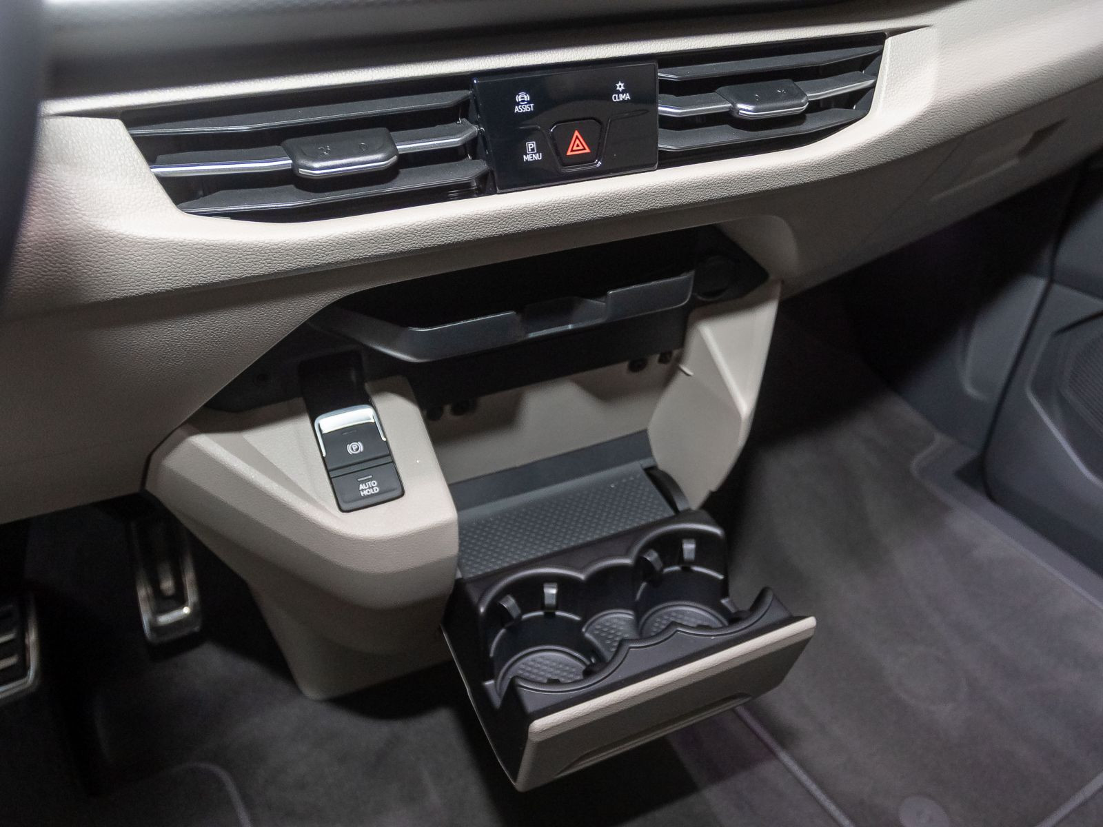Volkswagen Multivan Style 2,0 l 110 kW TDI SCR Fron tantrieb 7-Gang-DSG Radst. 3124 mm lange r Überhang