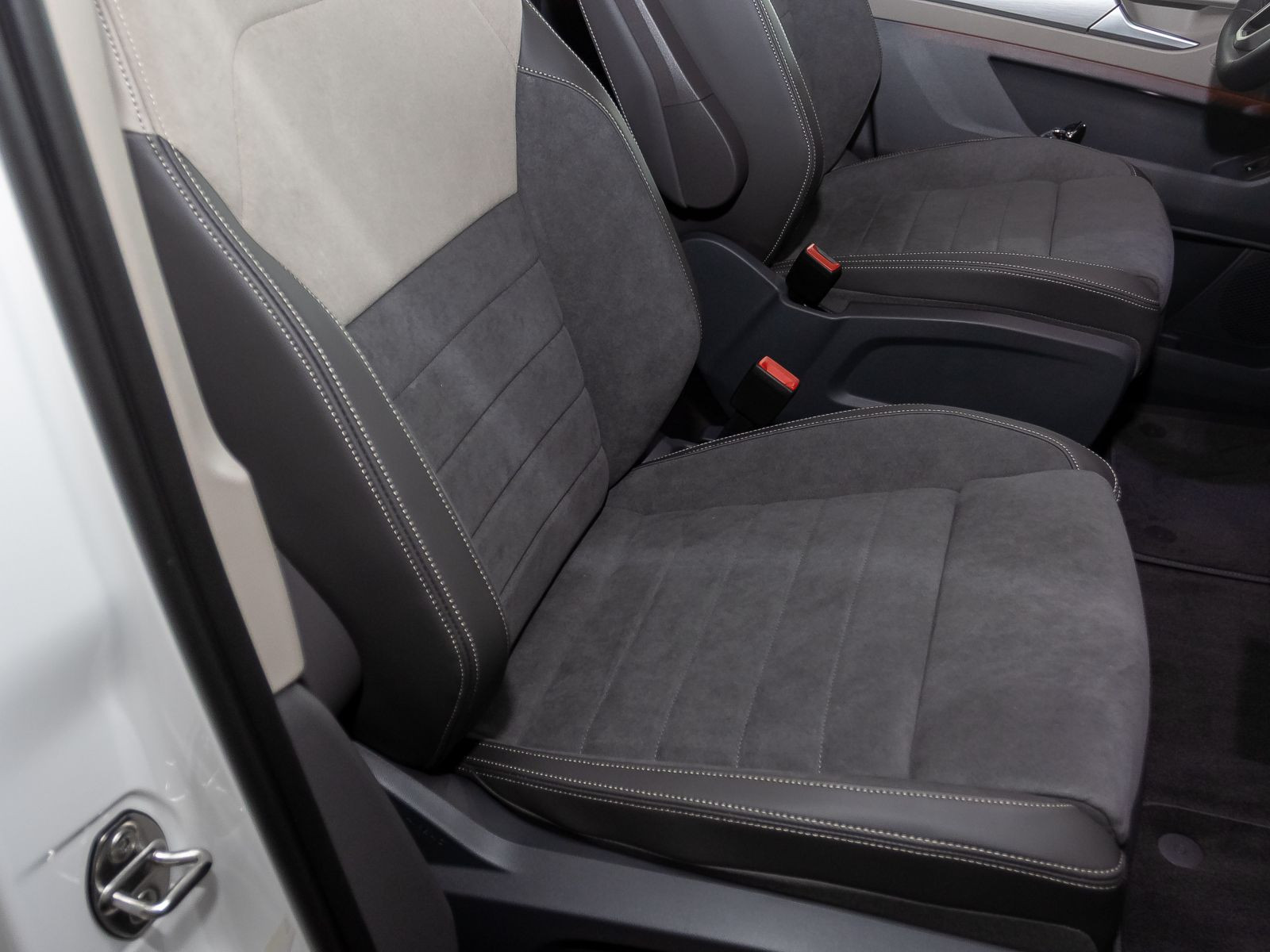Volkswagen Multivan Style 2,0 l 110 kW TDI SCR Fron tantrieb 7-Gang-DSG Radst. 3124 mm lange r Überhang