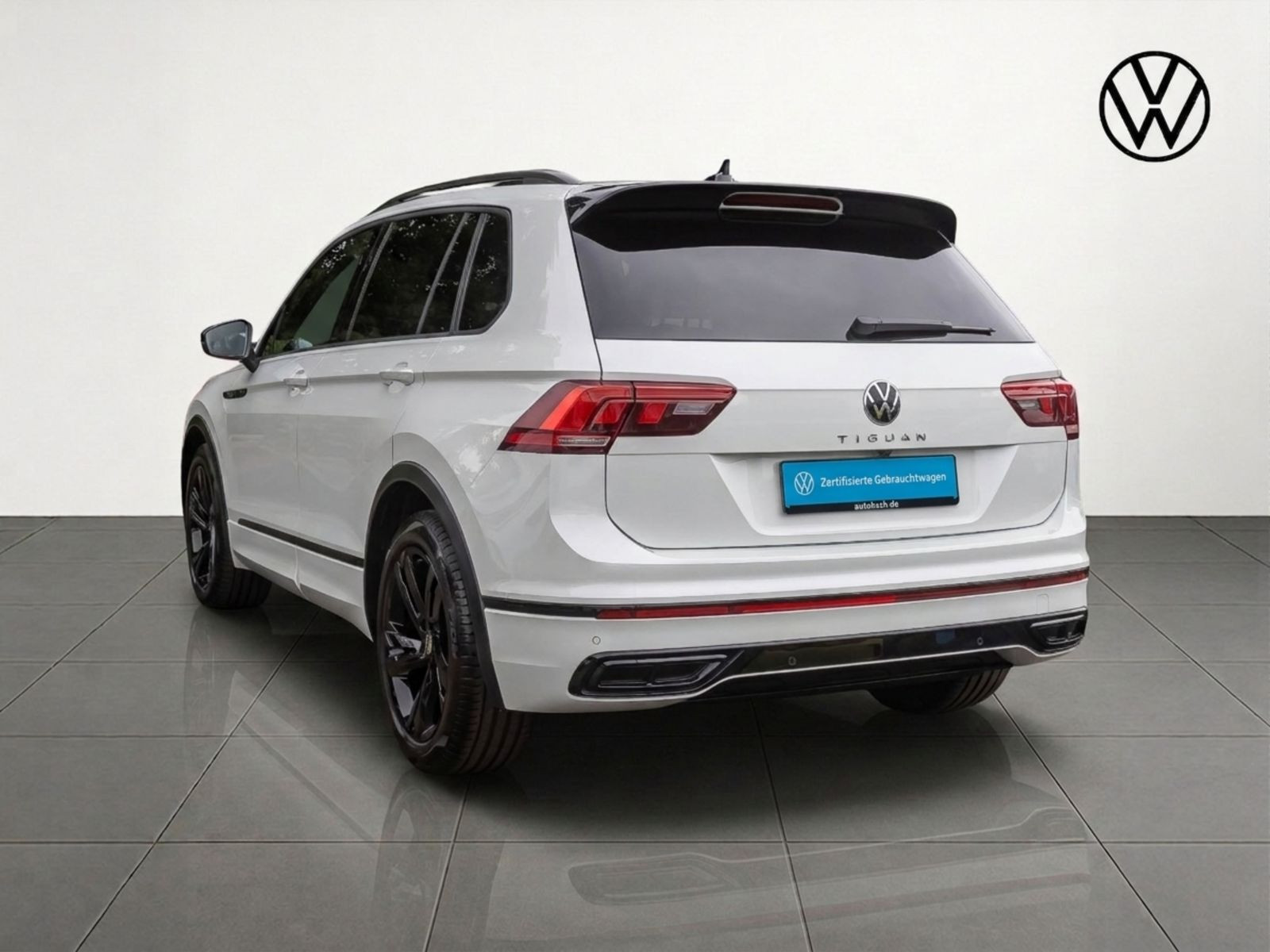 Volkswagen Tiguan 1.5 TSI DSG R-Line Black Style, LED-Matrix, Navi, Area View inkl. Rückfahrkamera