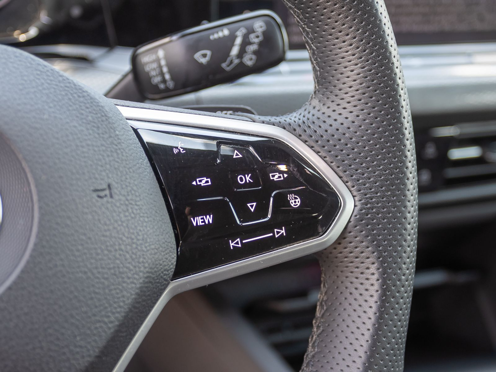Volkswagen Golf VIII GTE DSG Navi LED HuD ACC EPH CarPlay