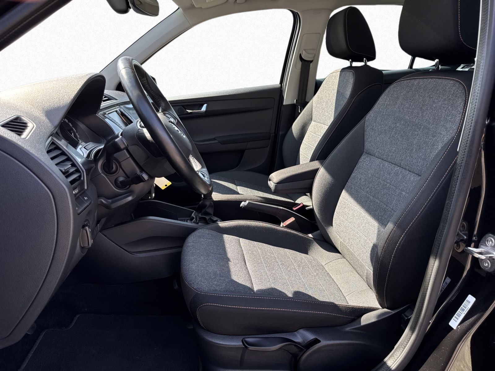 Skoda Fabia Ambition 1.0TSI ACC LED Navi Panorama