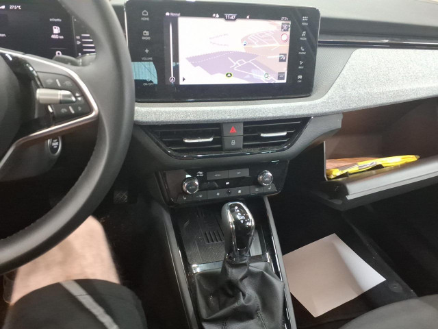 Skoda Kamiq Tour Selection 1.0TSI DSG ACC LED AHK Navi