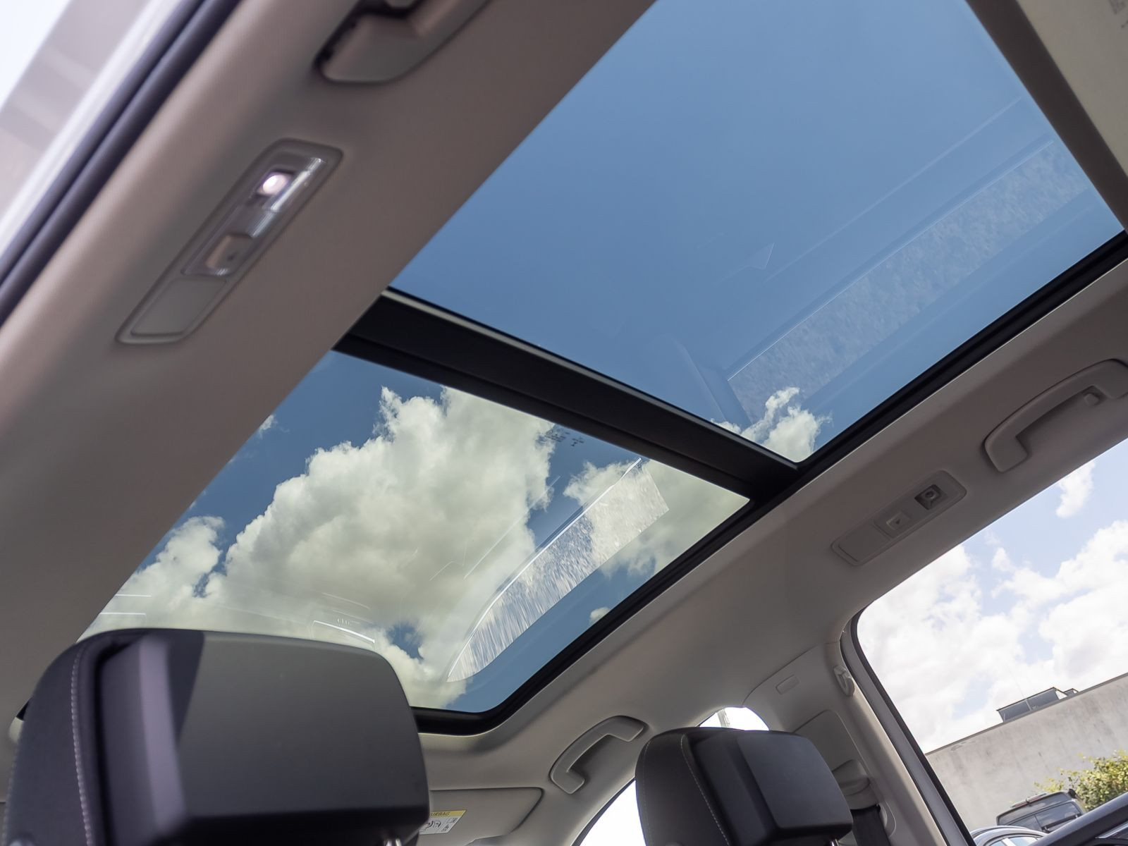 Volkswagen Tiguan Allspace Elegance 2.0TSI 4M DSG Navi Matrix Panorama AHK