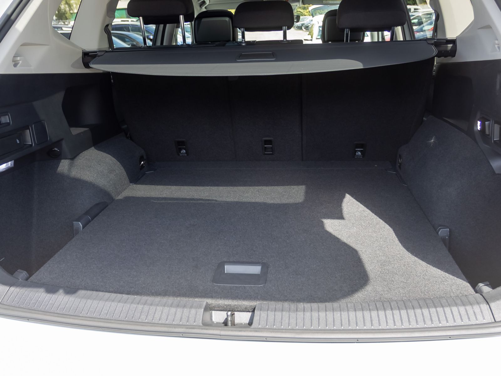 Volkswagen Tiguan Allspace Elegance 2.0TSI 4M DSG Navi Matrix Panorama AHK