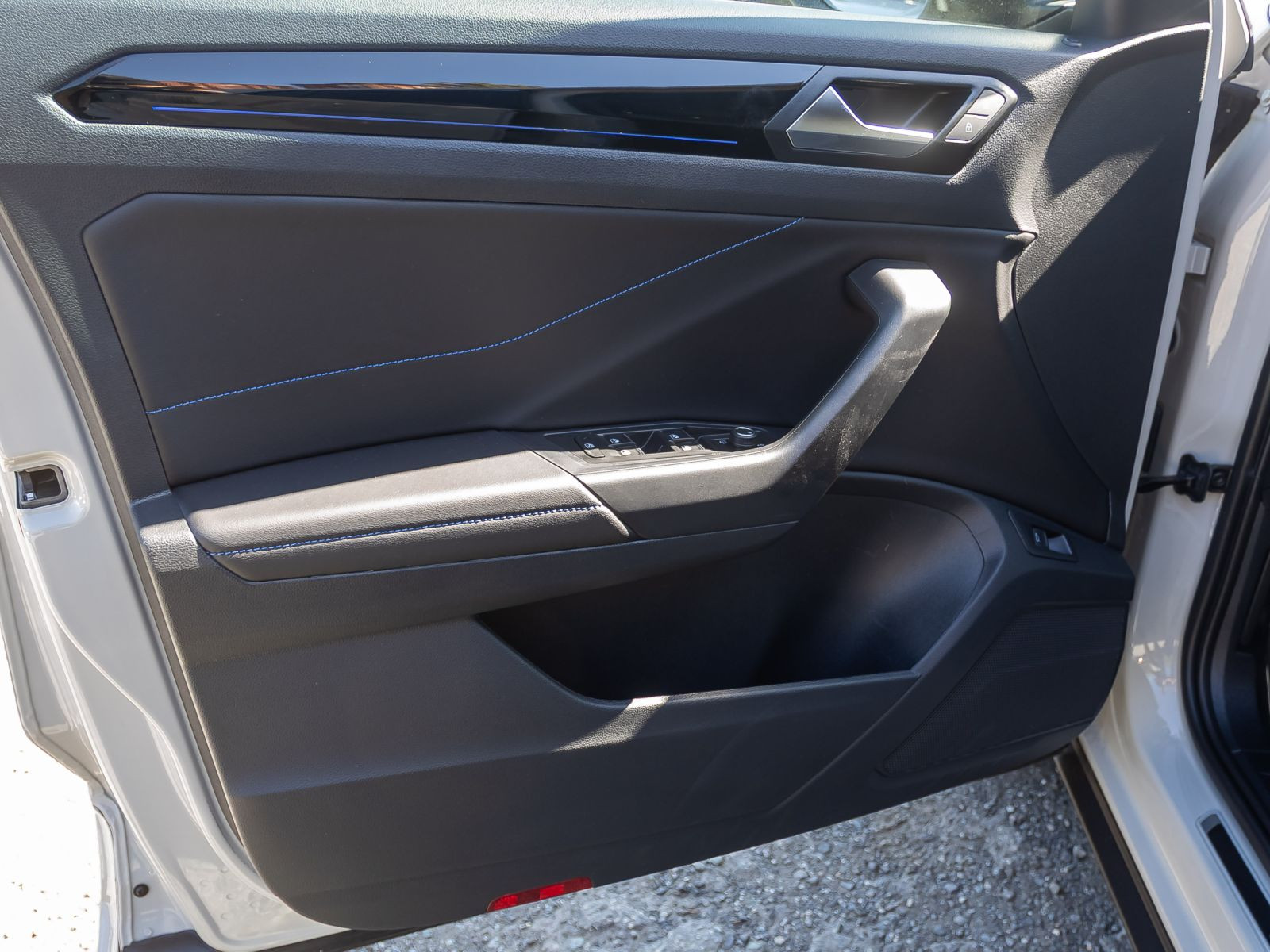Volkswagen T-Roc R 2.0TSI 4M DSG Navi Matrix ACC EPH DAB