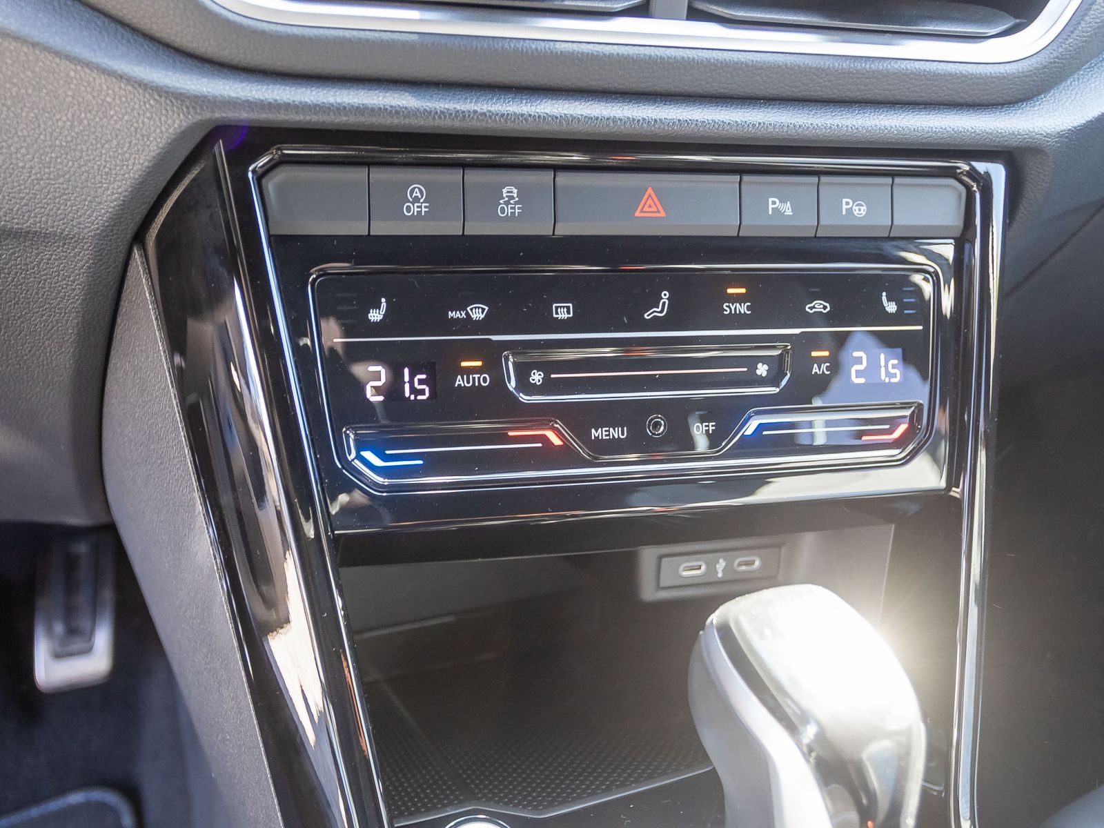 Volkswagen T-Roc R 2.0TSI 4M DSG Navi Matrix ACC EPH DAB