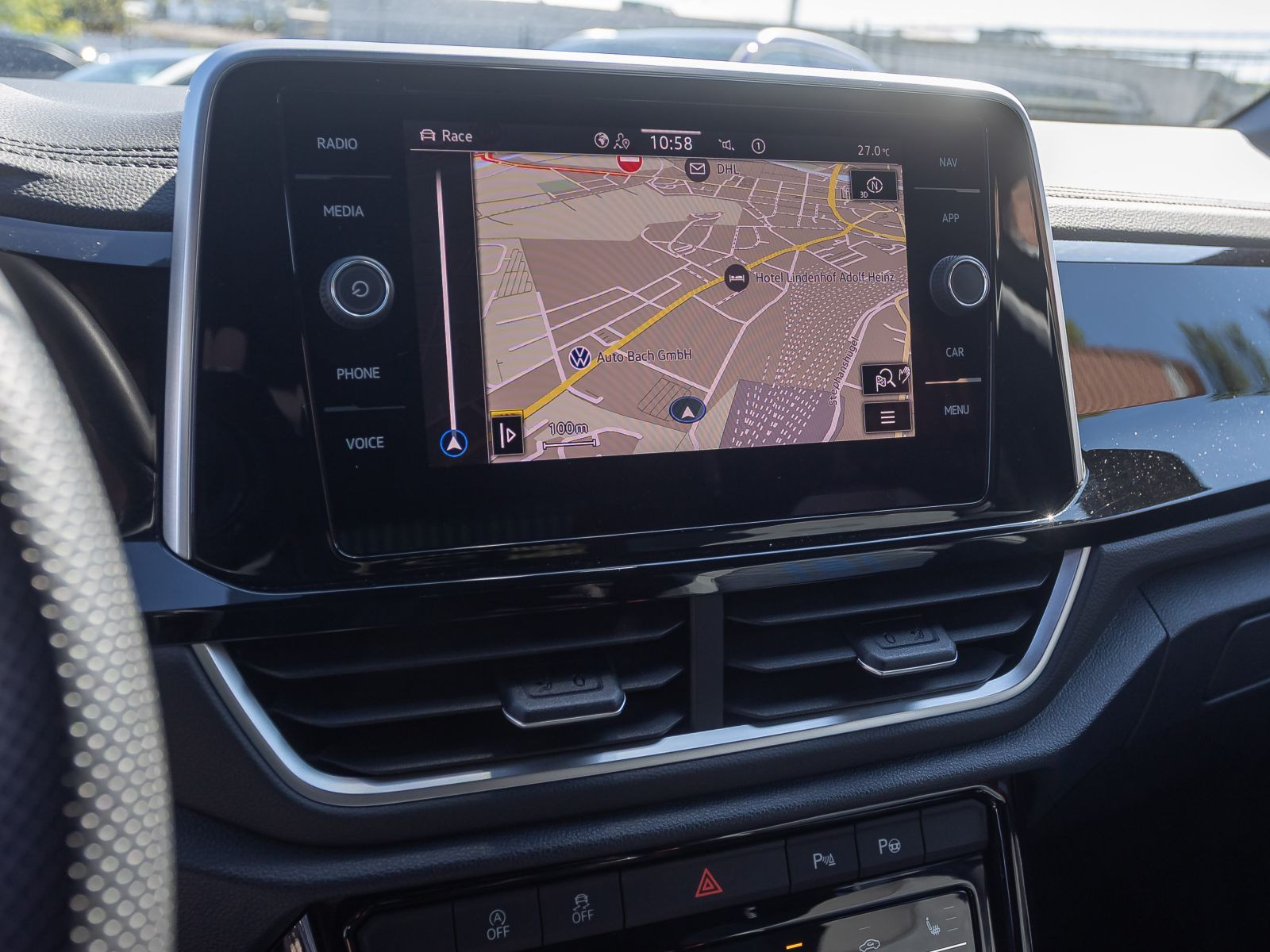 Volkswagen T-Roc R 2.0TSI 4M DSG Navi Matrix ACC EPH DAB