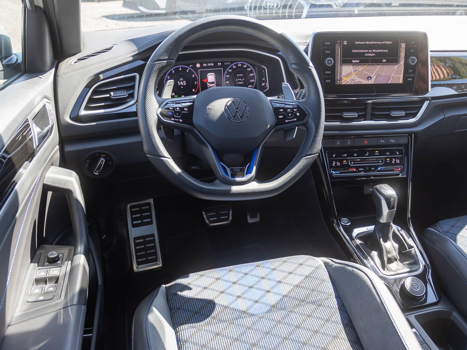 Volkswagen T-Roc R 2.0TSI 4M DSG Navi Matrix ACC EPH DAB