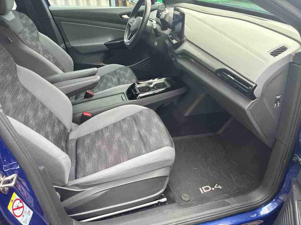 Volkswagen ID.4 Pro Performance Navi LED ACC AHK CarPlay