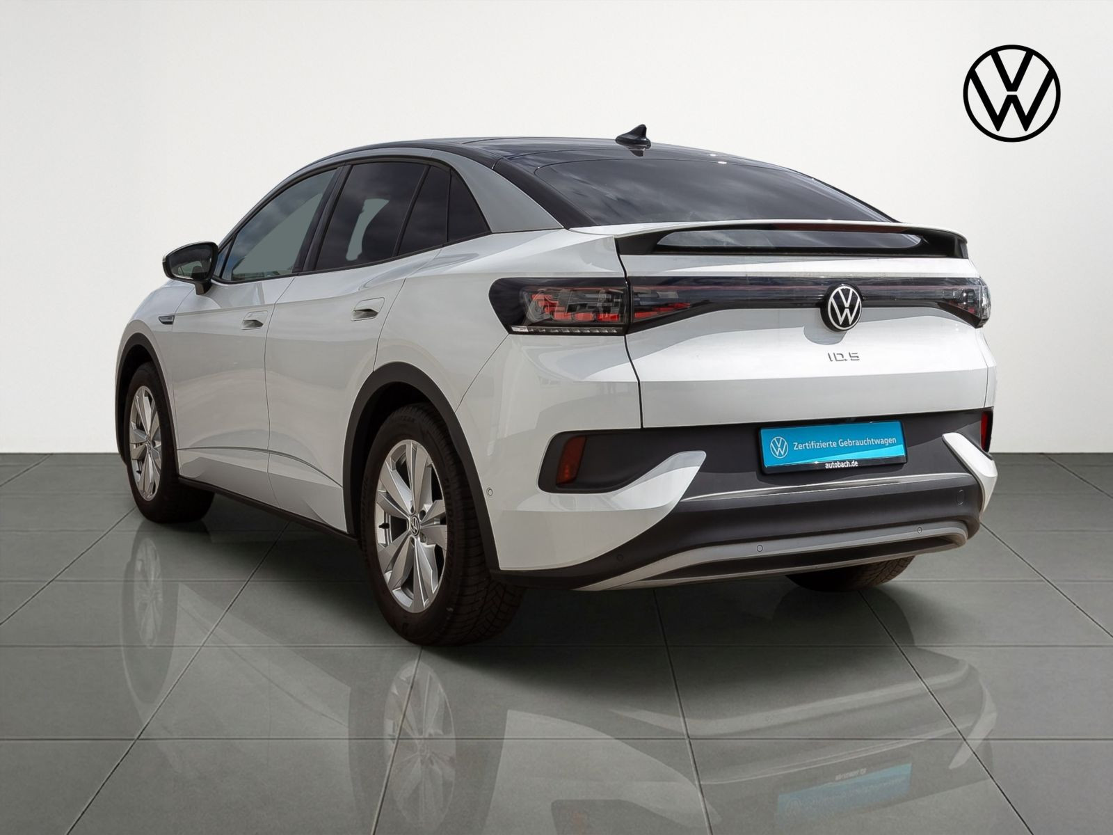 Volkswagen ID.5 Pro Performance, AHK, Panoramadach, LED-Matrix, Area View inkl. Rückfahrkamera