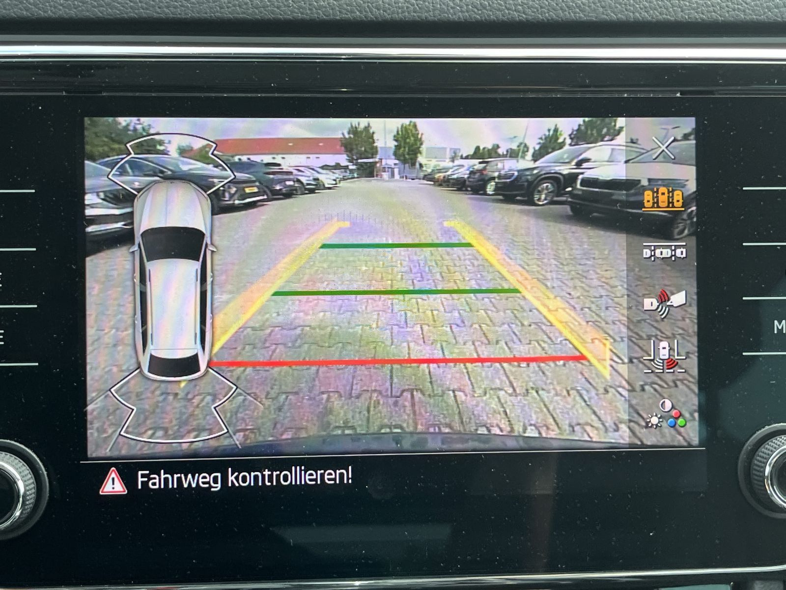 Skoda Superb Combi Style 2.0 TDI DSG Navi ACC Panorama