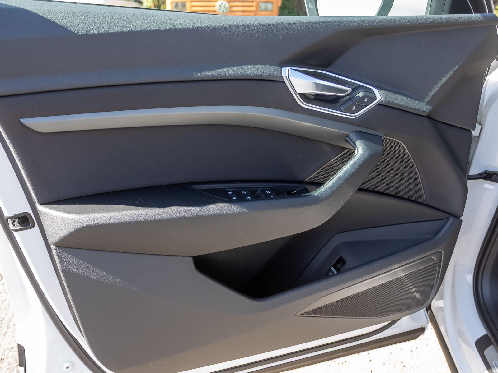 Audi e-tron S line 50 qu Navi Matrix Standklima Luftfederung