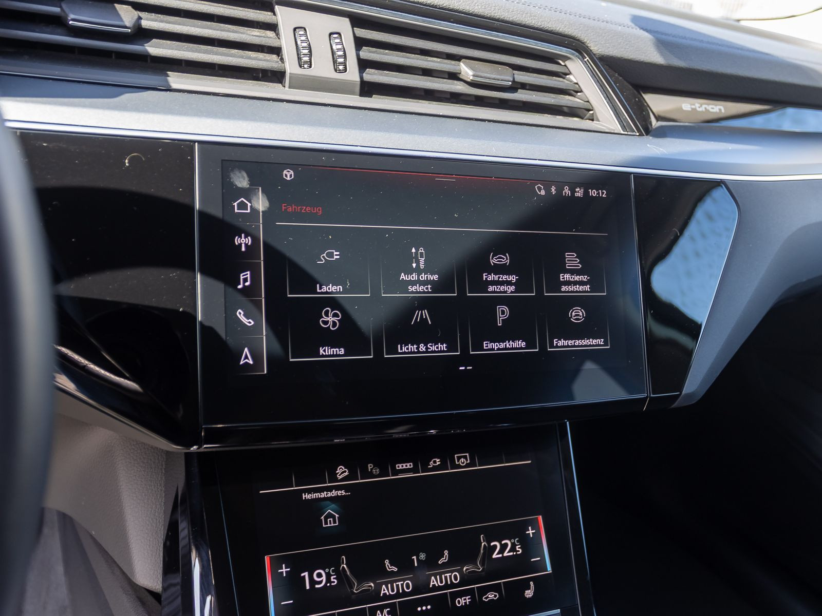 Audi e-tron S line 50 qu Navi Matrix Standklima Luftfederung