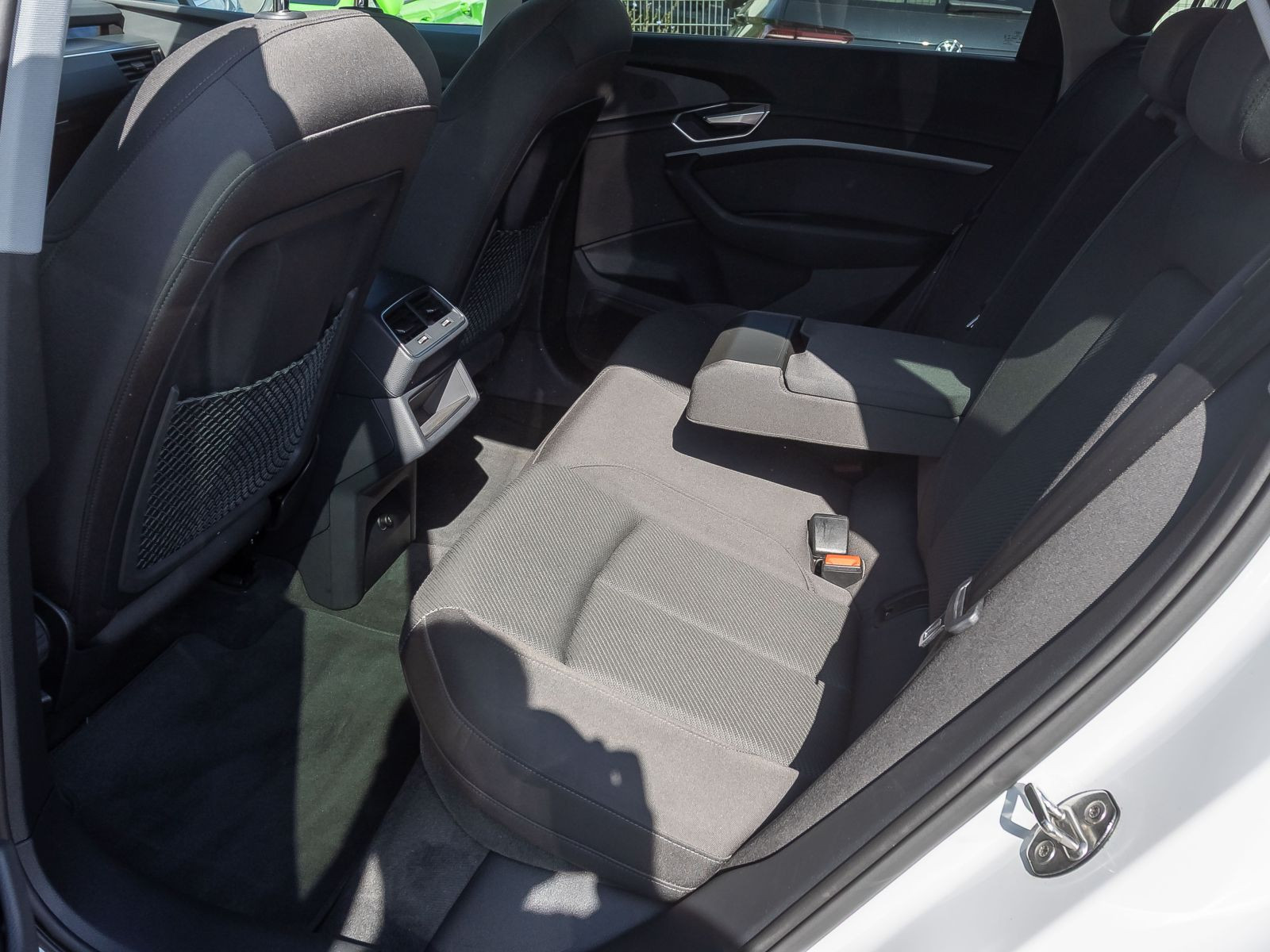 Audi e-tron S line 50 qu Navi Matrix Standklima Luftfederung