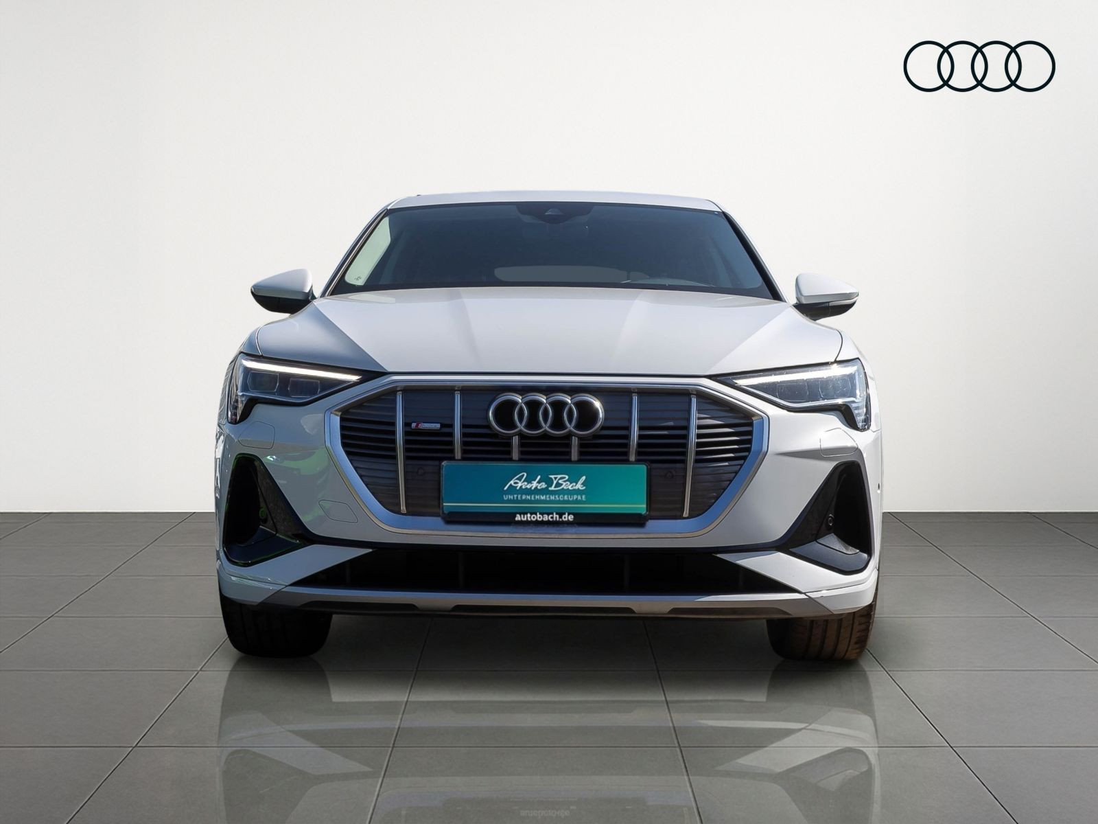 Audi e-tron S line 50 qu Navi Matrix Standklima Luftfederung