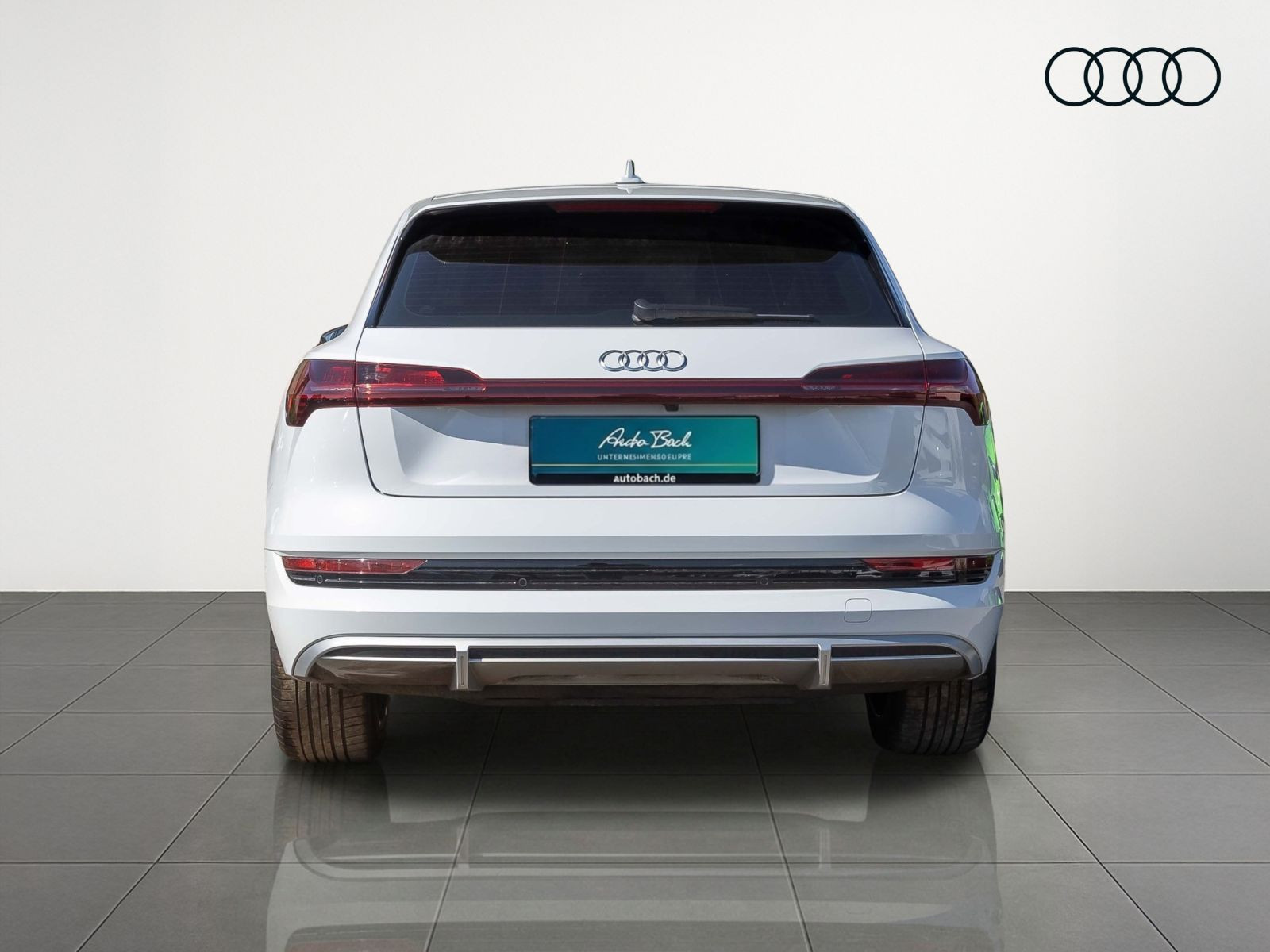 Audi e-tron S line 50 qu Navi Matrix Standklima Luftfederung