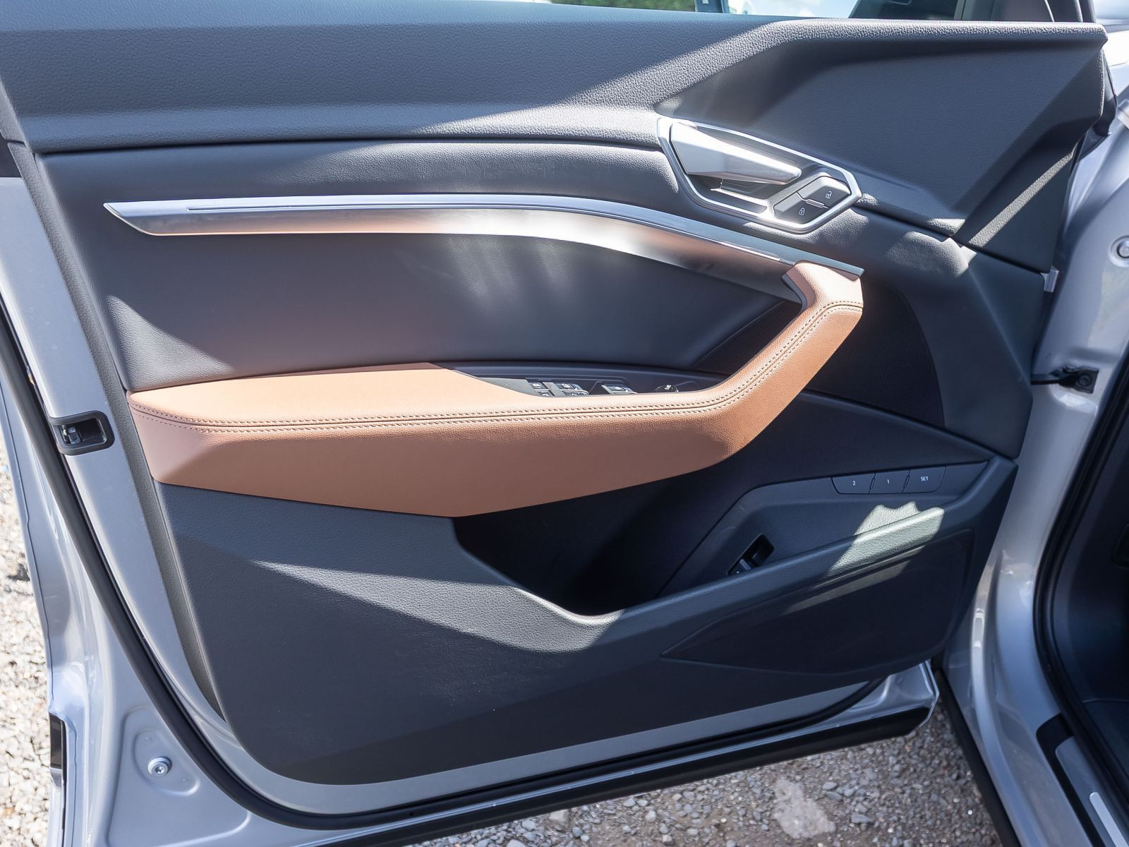 Audi e-tron advanced 50 qu Navi Matrix Standklima Luftfederung
