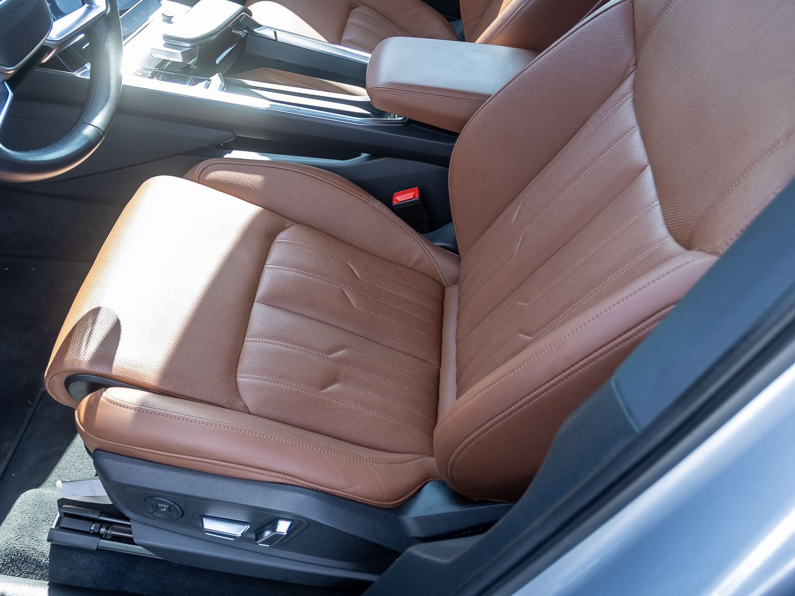 Audi e-tron advanced 50 qu Navi Matrix Standklima Luftfederung