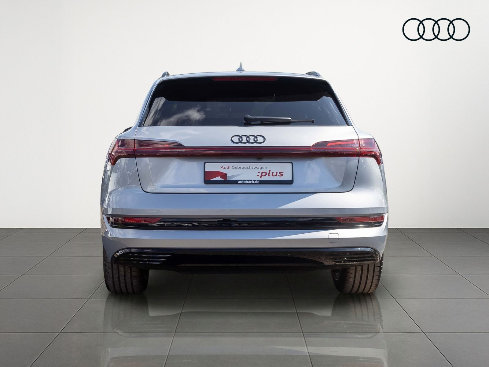 Audi e-tron advanced 50 qu Navi Matrix Standklima Luftfederung
