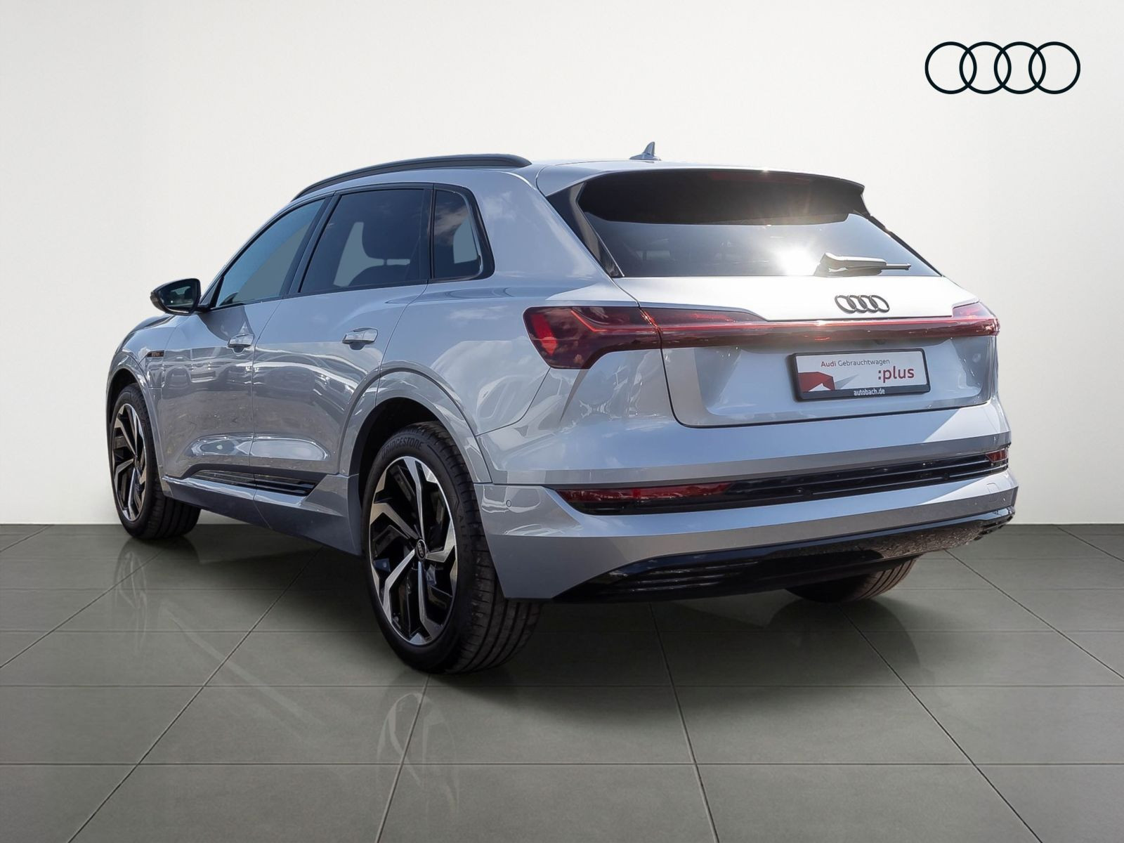 Audi e-tron advanced 50 qu Navi Matrix Standklima Luftfederung