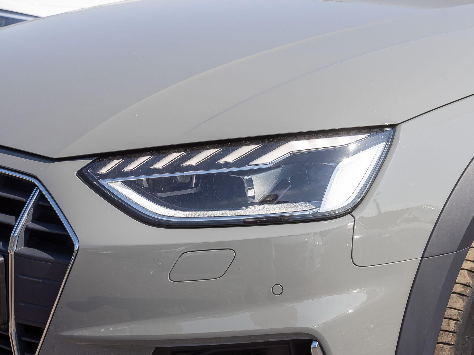 Audi A4 allroad 40TDI qu Stronic Navi LED Standhzg AHK