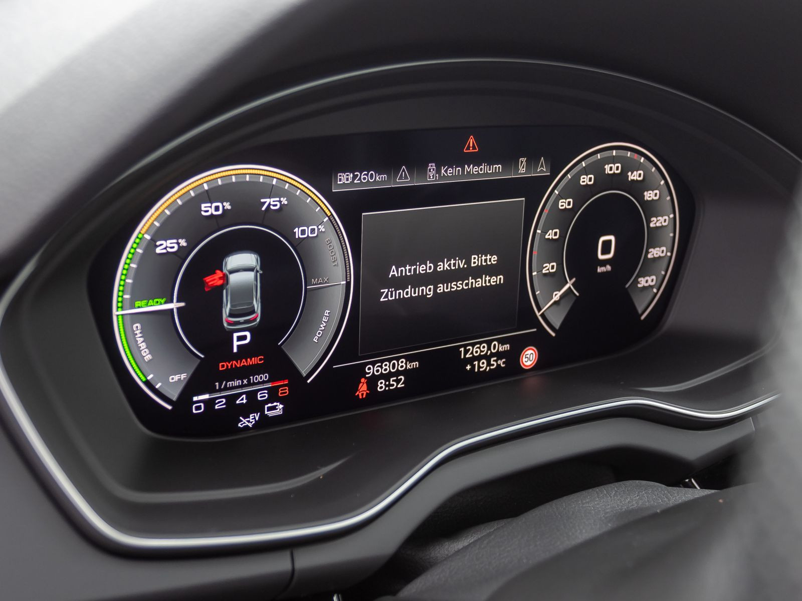 Audi Q5 S line 55TFSIe qu Navi LED HuD Standklima Luftfederung