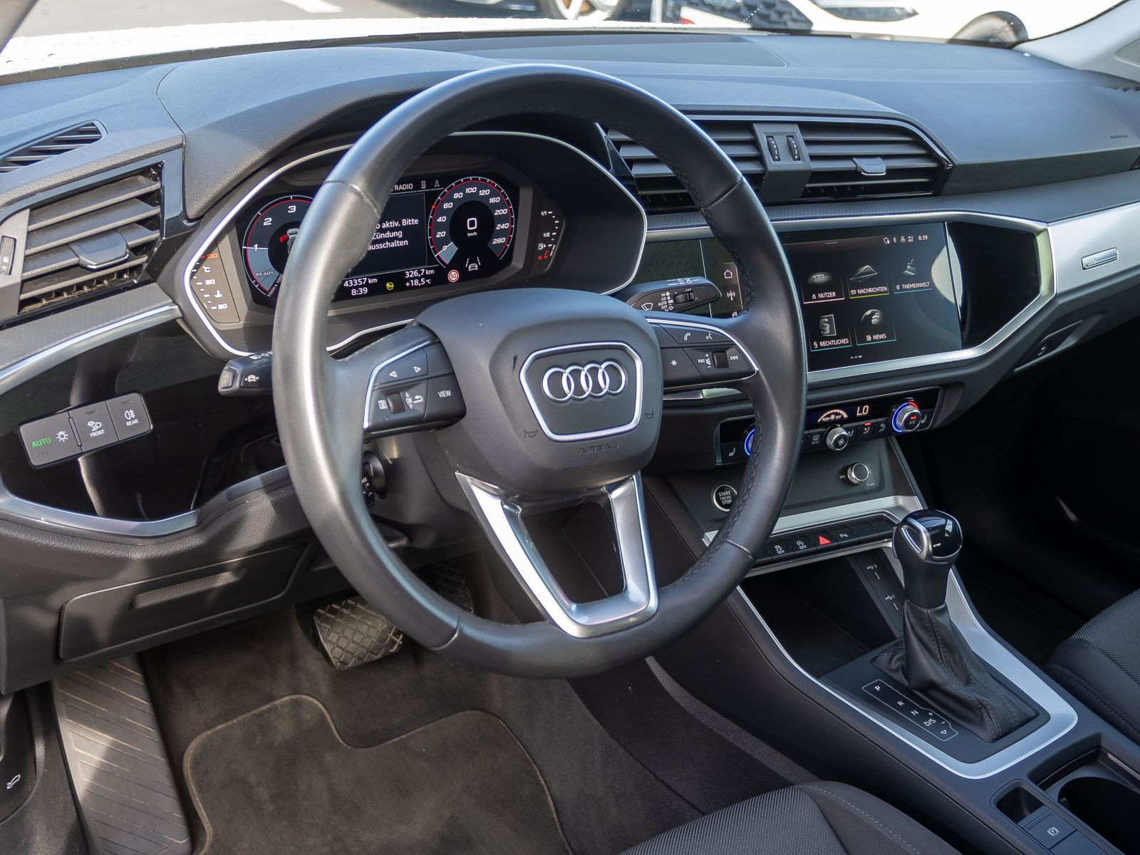 Audi Q3 S line 35TDI Stronic Navi LED ACC Panorama