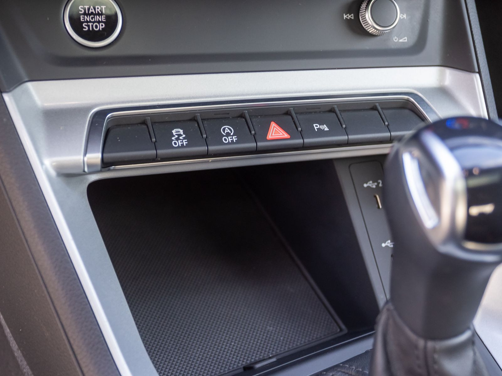 Audi Q3 S line 35TDI Stronic Navi LED ACC Panorama