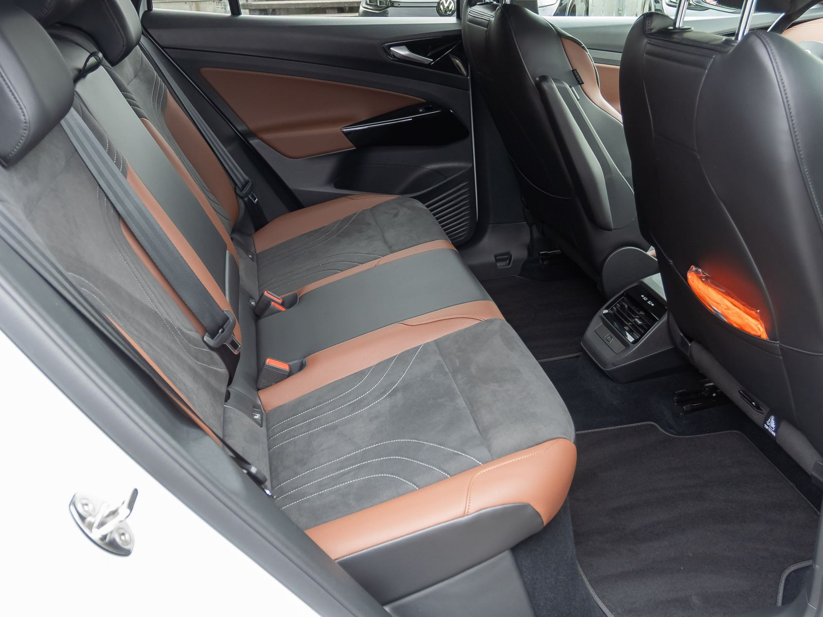 Volkswagen ID.4 Pro Performance, LED-Matrix, Navi, Rückfahrkamera, App-Connect