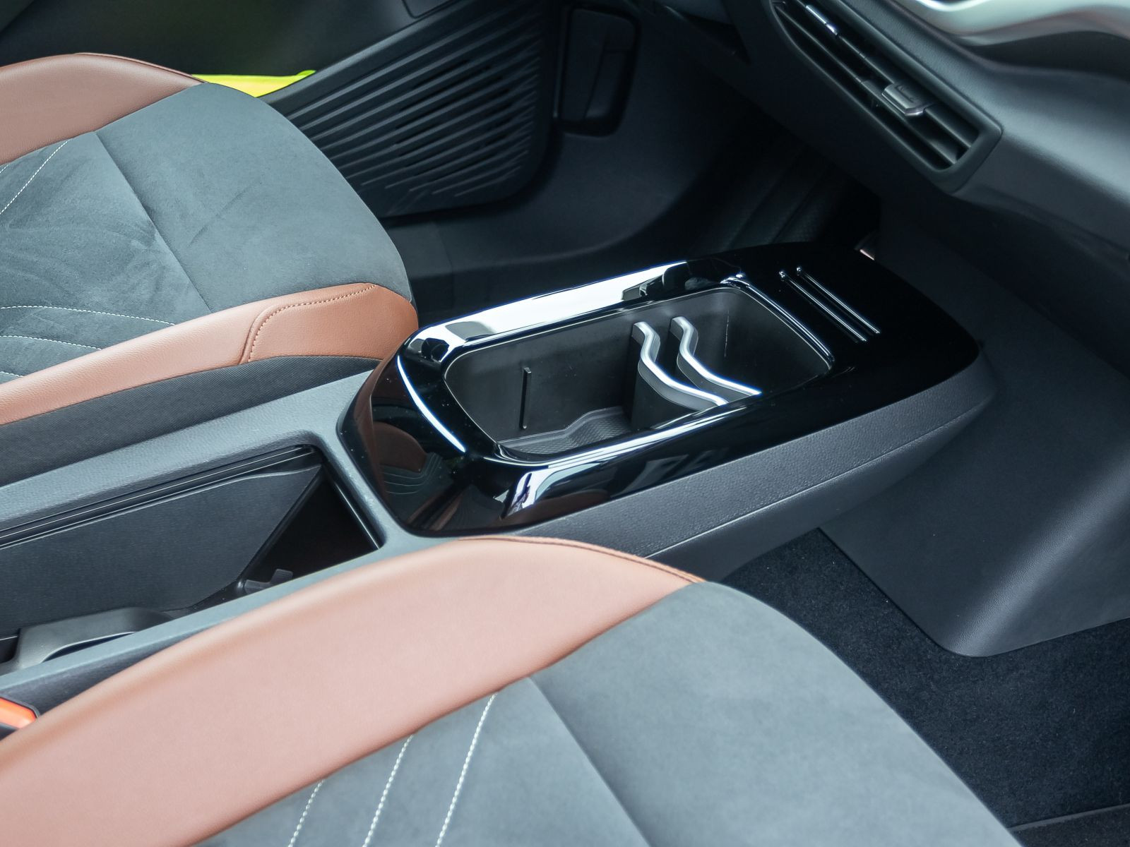 Volkswagen ID.4 Pro Performance, LED-Matrix, Navi, Rückfahrkamera, App-Connect