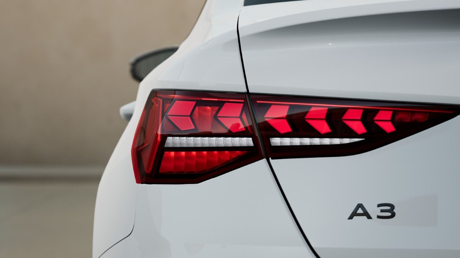 Audi A3 Limousine S line TFSI 150PS S tronic TechPlus/Business/AHK